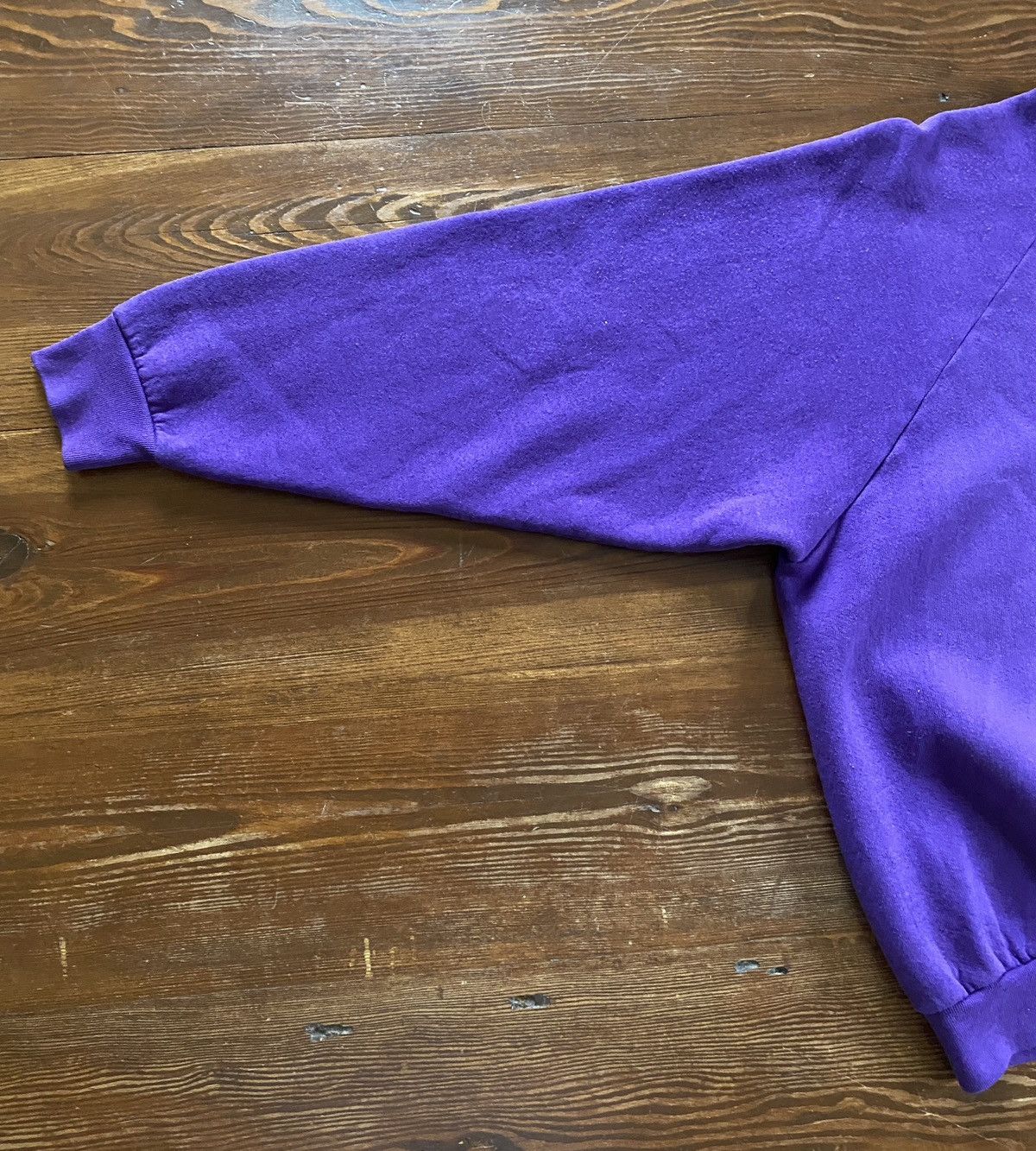 Fruit Of The Loom Vintage 90’s Lo-Fi Purple Raglan Crewneck Sweatshirt Size US XL / EU 56 / 4 - 12 Thumbnail