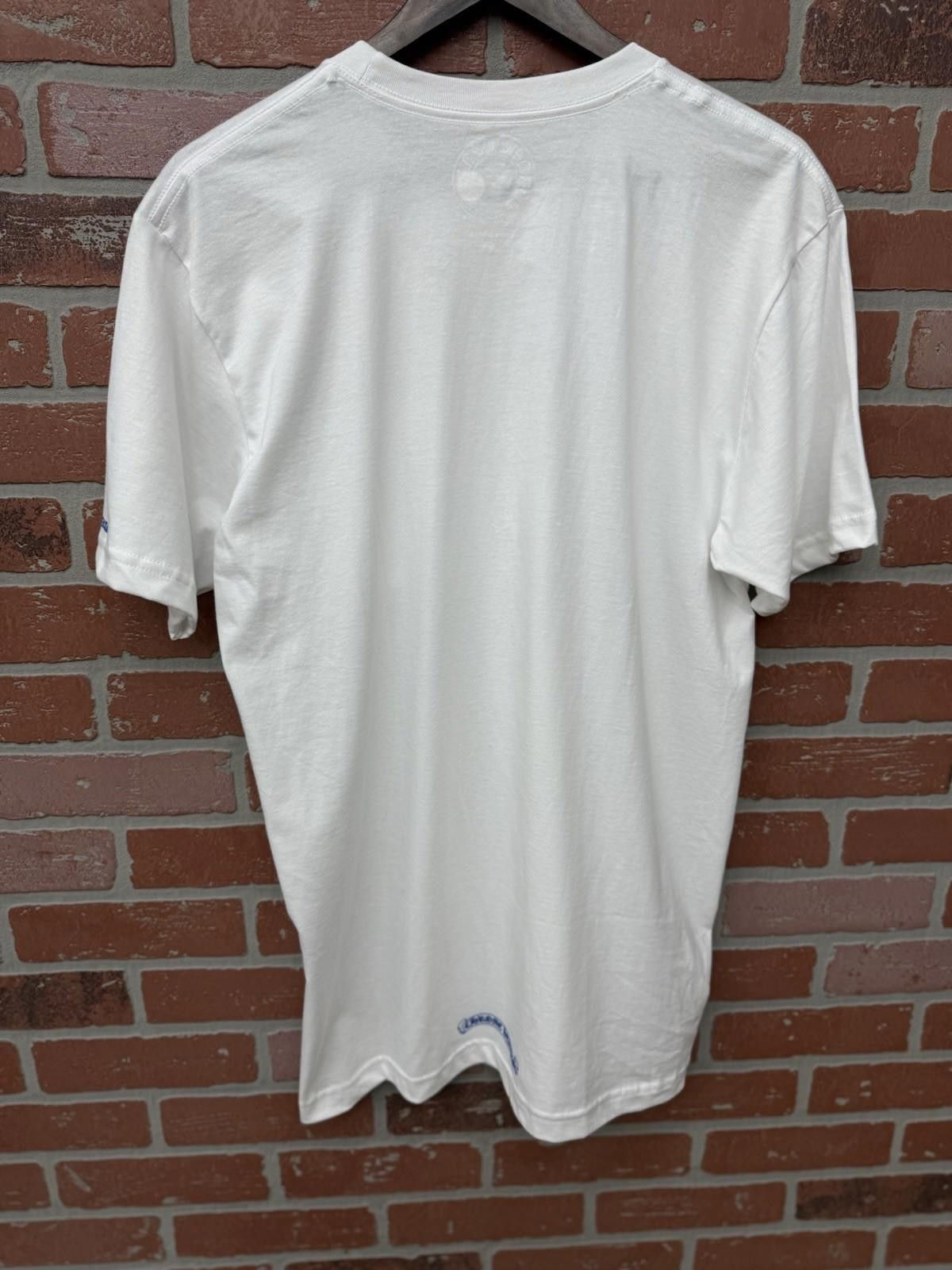 Chrome Hearts Size L - Chrome Hearts Tee Shirt Blue Neck Logo White RARE Size US L / EU 52-54 / 3 - 9 Thumbnail