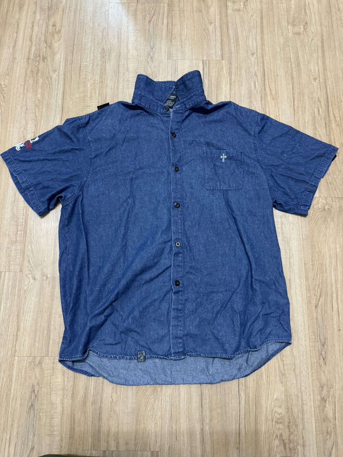 Dogtown × Japanese Brand DOGTOWN EMBROIDERY LOGO DENIM SHIRT Size US XL / EU 56 / 4 - 2 Thumbnail