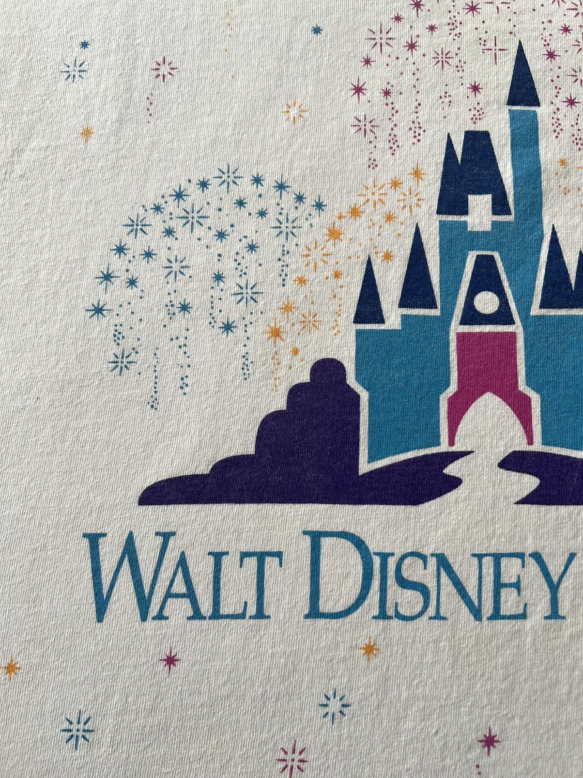 Disney Vintage 90s Mickey Mouse Walt Disney World Castle T-shirt Size US L / EU 52-54 / 3 - 4 Thumbnail
