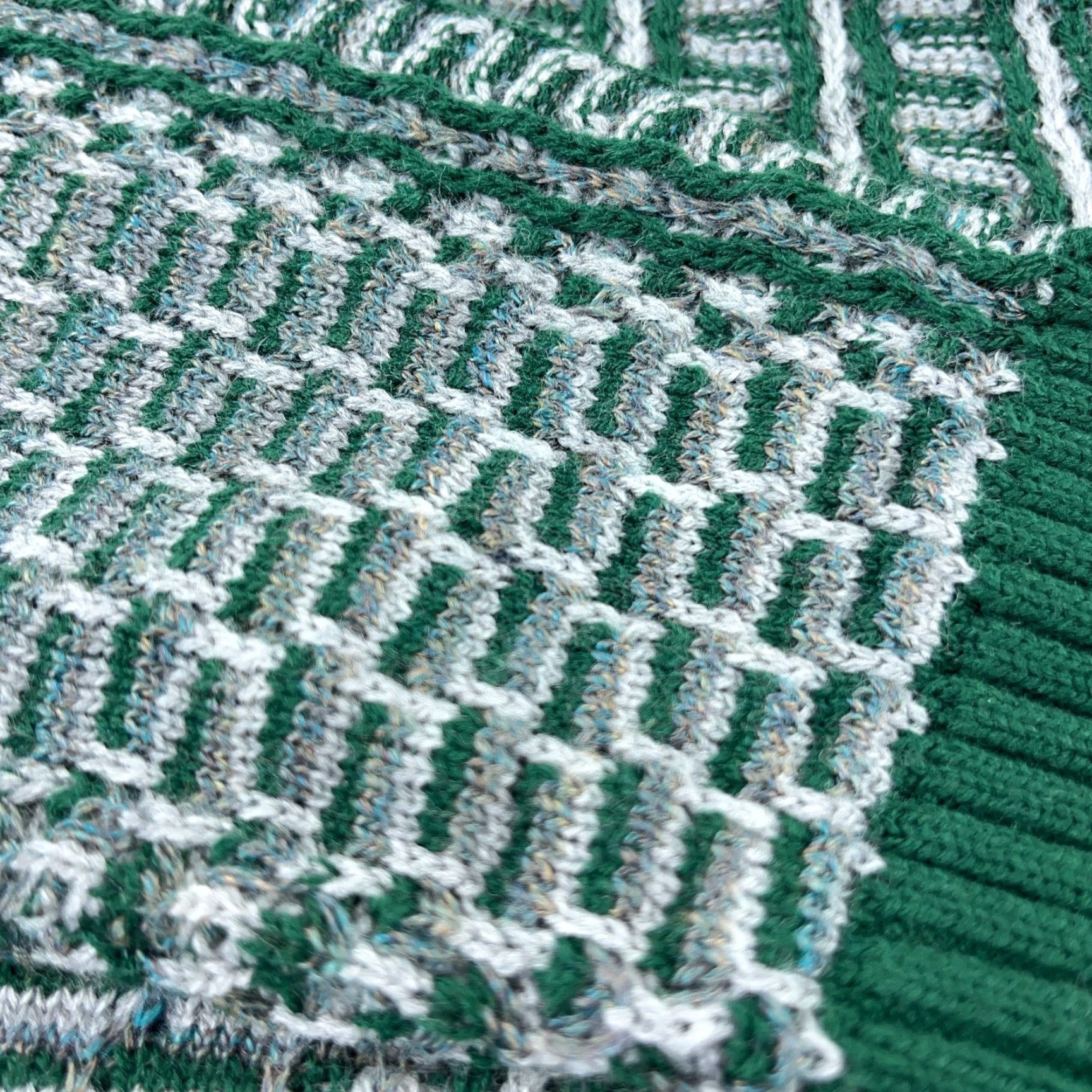 Vintage Vintage Cutter & Grant Sweater Men M Green Collared Knit Pullover Logo Embroidered Geometric All Seasons Heavyweight Knitwear Fallout? 90s? Size US M / EU 48-50 / 2 - 3 Thumbnail