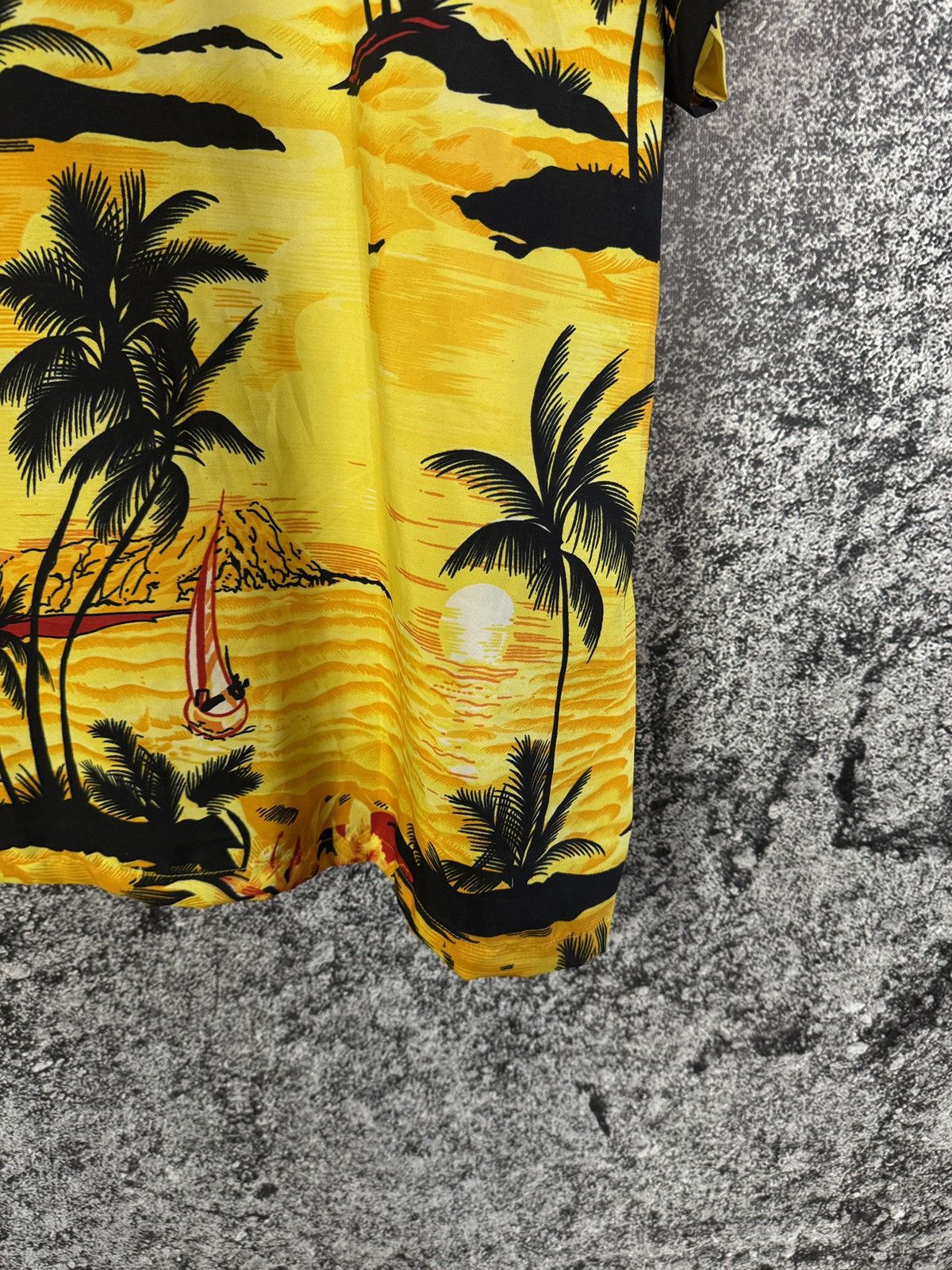 Vintage Hawaiian Shirt Tropical Sunset Palm Tree Aloha Camp Collar Size US XXL / EU 58 / 5 - 13 Thumbnail