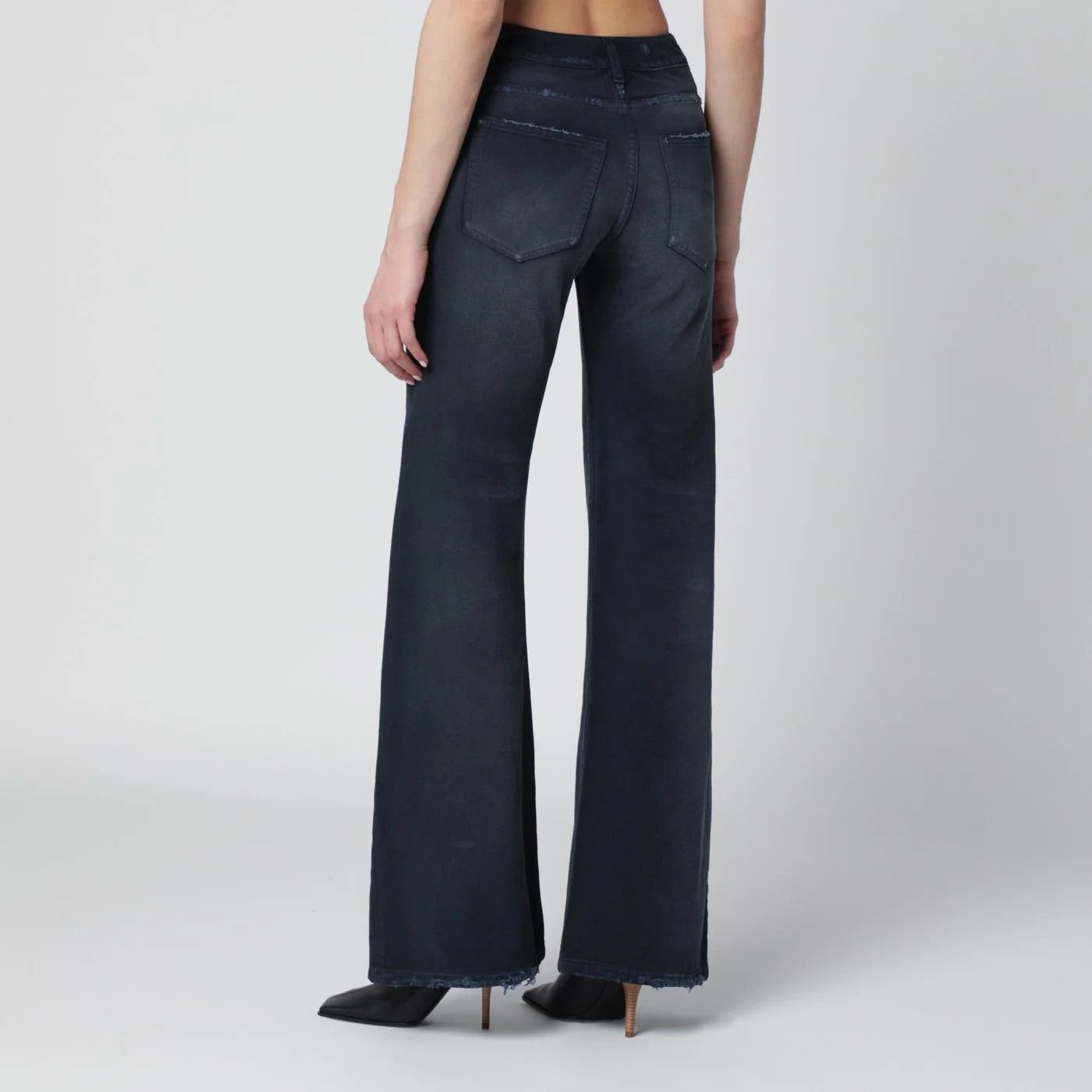 Balenciaga o1d2blof0426 Jeans in Navy Blue Size 27" / US 4 / IT 40 - 5 Thumbnail