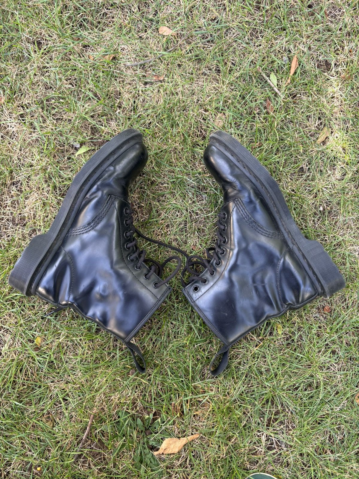 Dr. Martens All Black Dr. Martins - Size 8M/9.5W Size US 8 / EU 41 - 4 Thumbnail