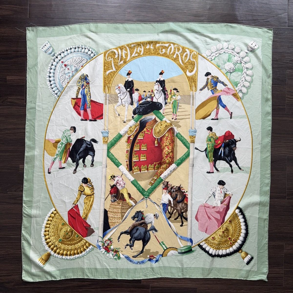 Hermes 🔥 HERMÈS Plaza De Toros Silk Scarf Size ONE SIZE - 1 Thumbnail
