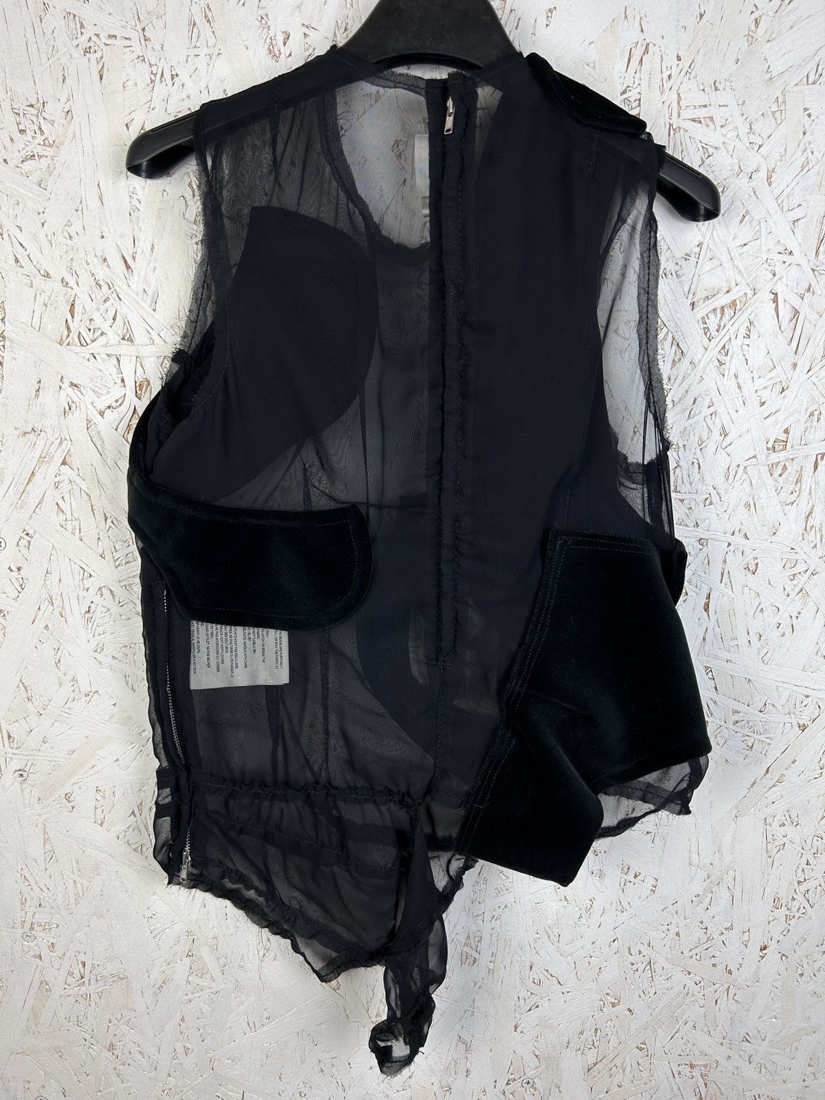 Comme des Garcons Vintage Comme Des Garcons Rei Kawakubo Mesh Sheer Vest Size S / US 4 / IT 40 - 6 Thumbnail