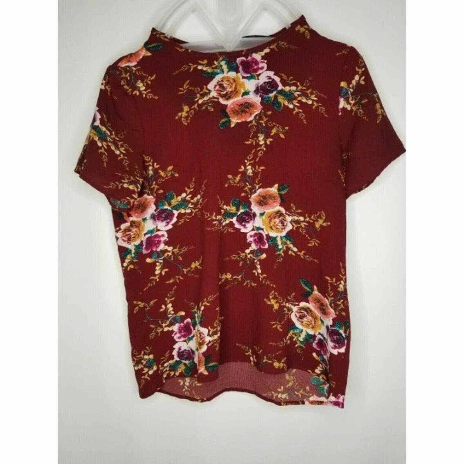 Shein Shein Blouse Top Large Red Floral Maroon Burgandy Flowers Cr Size L / US 10 / IT 46 - 2 Thumbnail