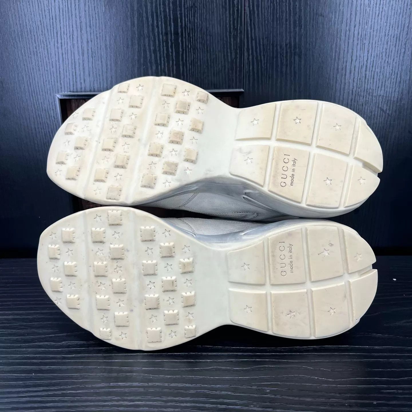Gucci Gucci Rhyton Distressed Ivory 10/44 Size US 11 / EU 44 - 6 Thumbnail