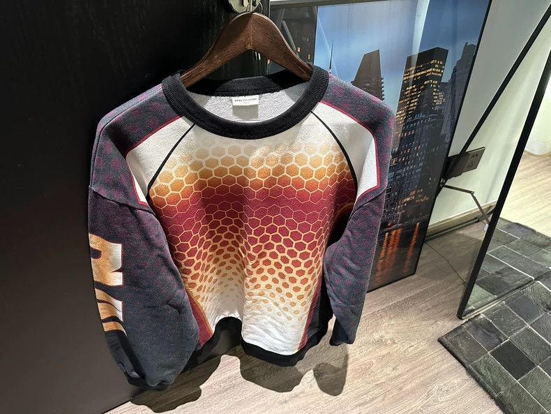 Dries Van Noten Dries van noten Printed hoodie 2502-Nextarrow Size US S / EU 44-46 / 1 - 1 Thumbnail