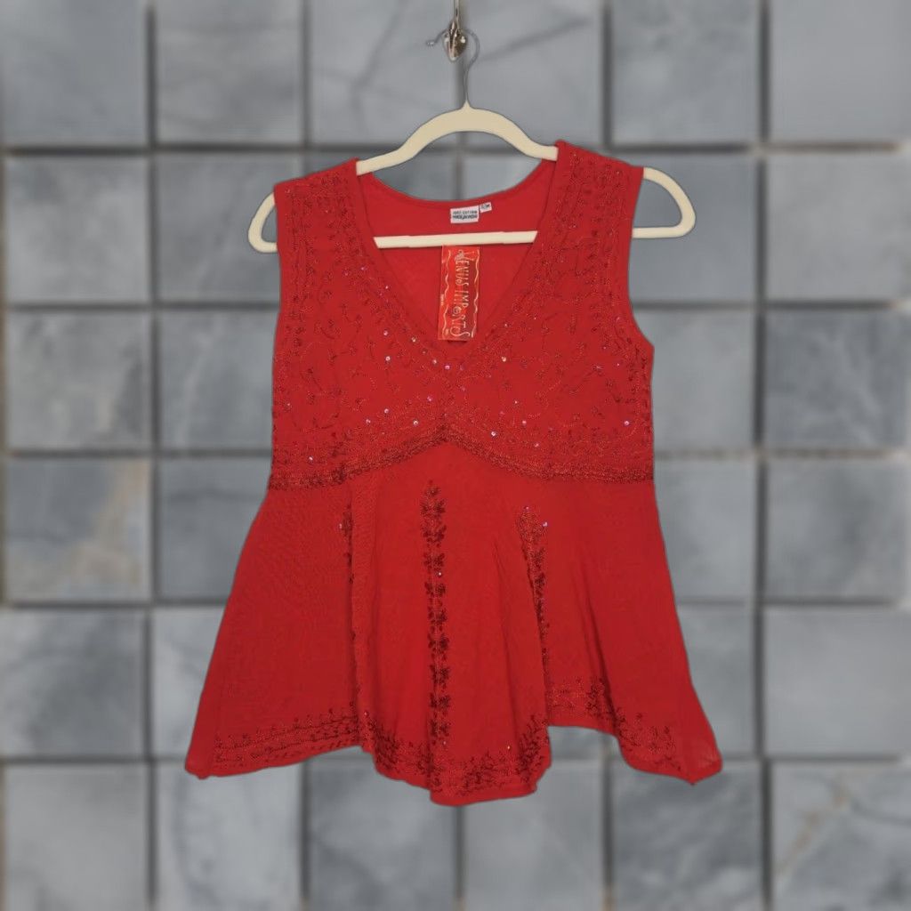Venus VINTAGE Venus Imports S/M Red Tank Top Asymmetrical Hem Beaded Sequence NWT Womens Tank S/M Red Venus Imports 90s Y2K Modern Vintage Style Size S / US 4 / IT 40 - 1 Thumbnail