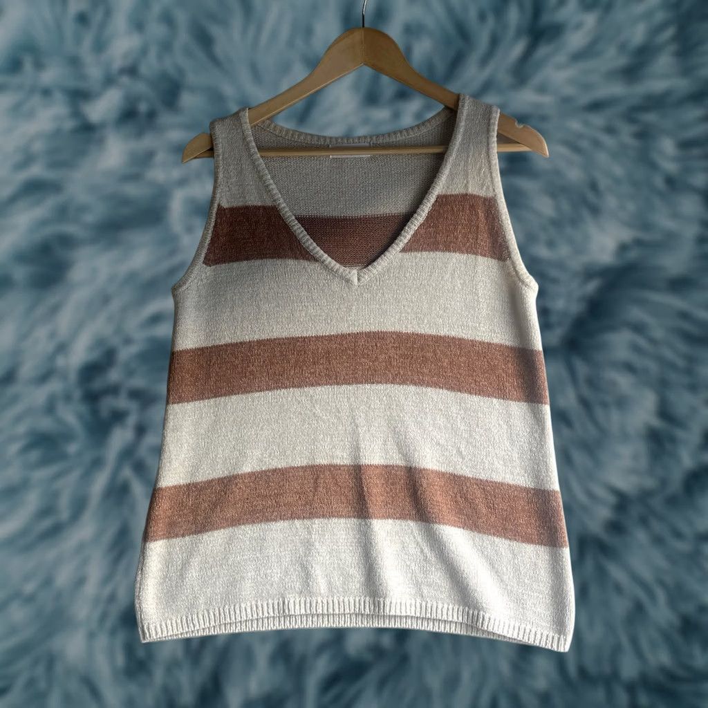 KEEN Keen the Label Tank Women's Tank S Beige Lightweight Knit Laguna Beach Summer V-Neck Sleeveless Casual Regular Size S / US 4 / IT 40 - 1 Thumbnail