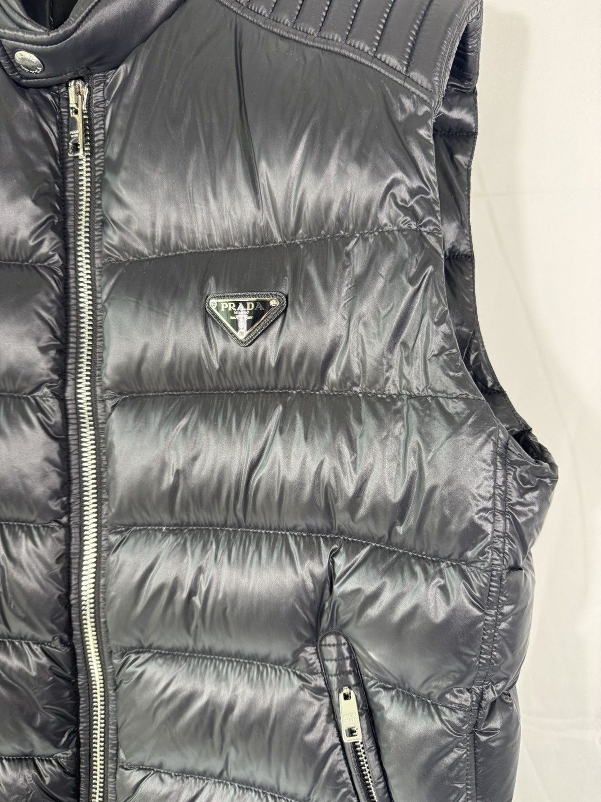 Prada Prada A/W 19 black nylon down vest Size US L / EU 52-54 / 3 - 2 Thumbnail