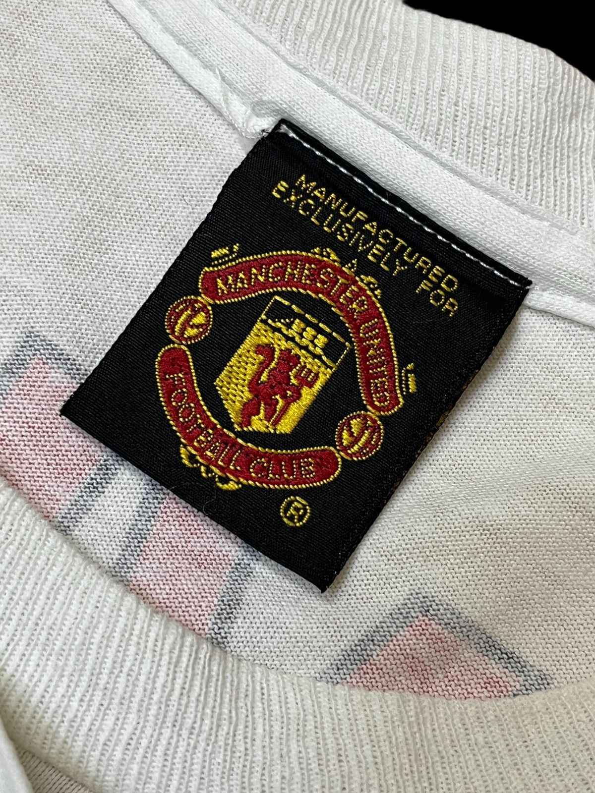 Vintage VINTAGE 90s RYAN GIGGS MANCHESTER UNITED BIG PRINT T SHIRT Size US XXL / EU 58 / 5 - 11 Thumbnail