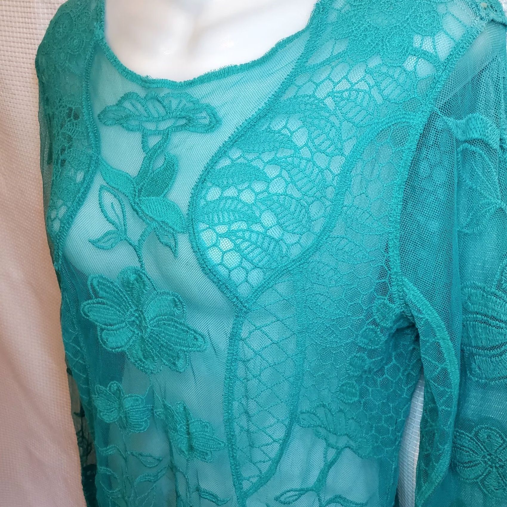 Vintage Love Couture Blouse Tunic Sz M Boho Y2K Sheer Lace Floral Embroidered Cover Up Size M / US 6-8 / IT 42-44 - 2 Thumbnail