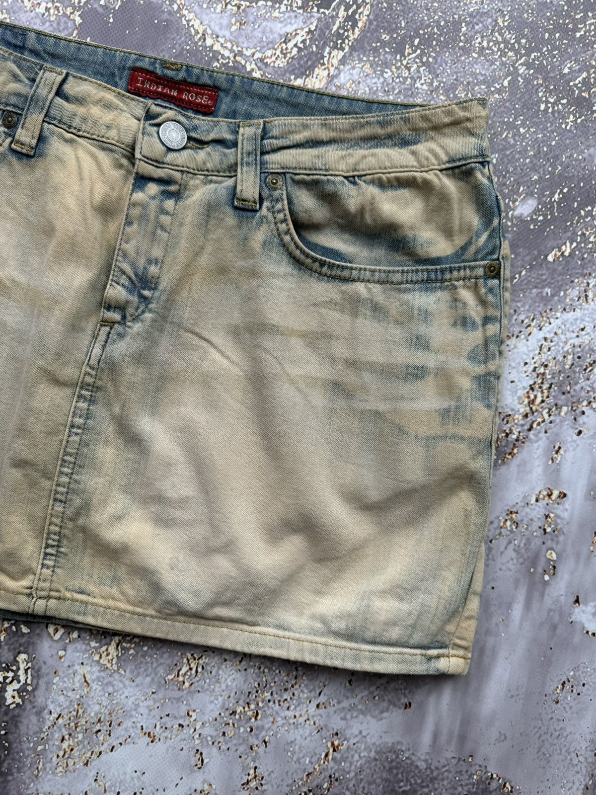 Vintage Vintage Waxed Denim Mini Skirt Size 28" / US 6 / IT 42 - 3 Thumbnail