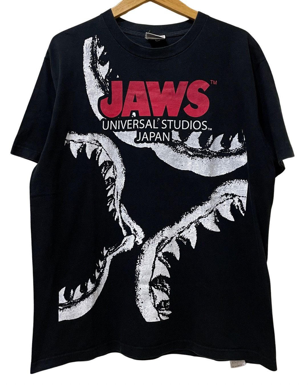 Vintage Vintage Jaws Universal Studio T-shirt Tee L Size US L / EU 52-54 / 3 - 1 Thumbnail