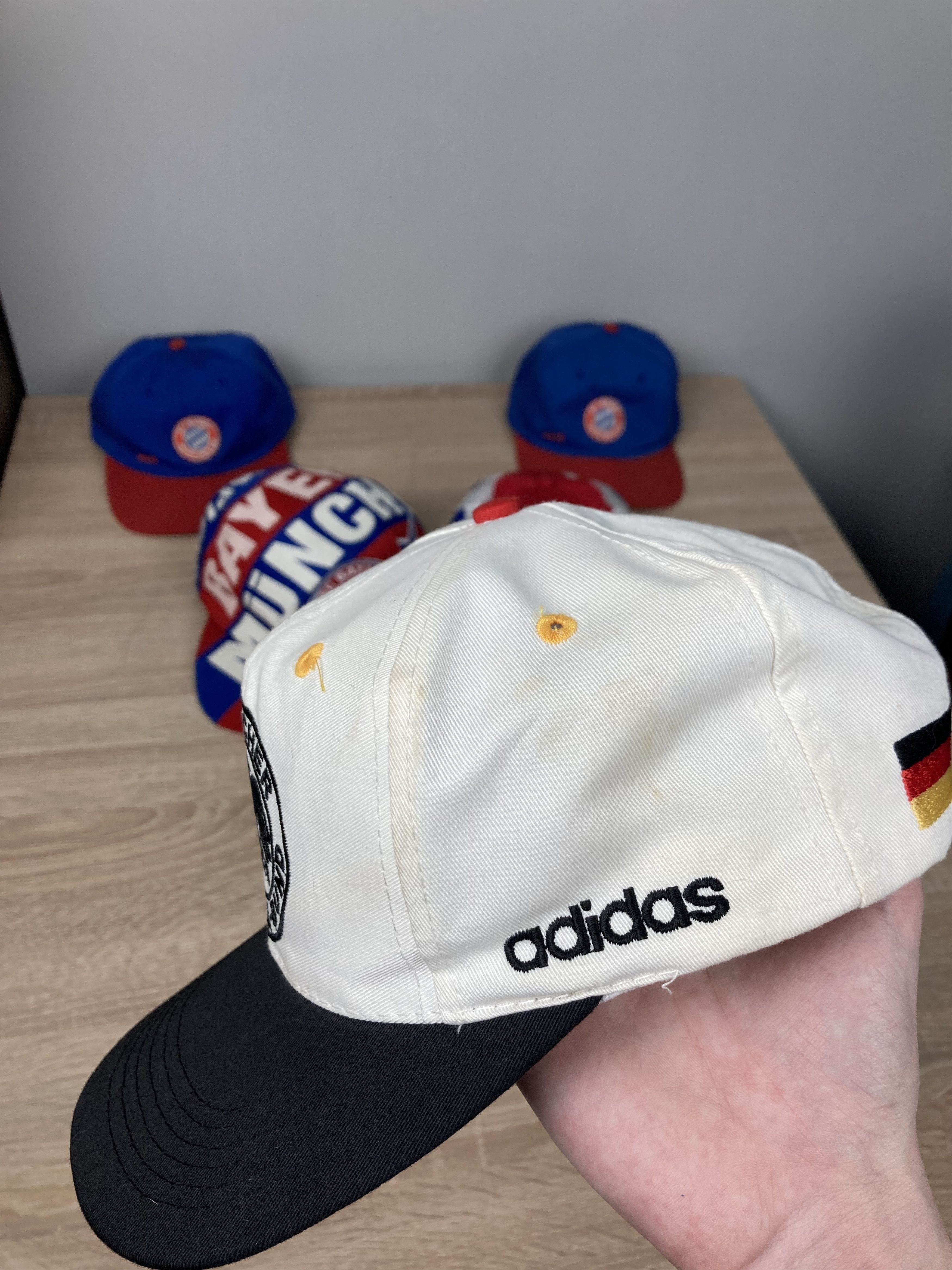 Sports Specialties × Vintage Collection of Caps German Bundesliga Team Bayern Munich 70s+ Size ONE SIZE - 9 Thumbnail