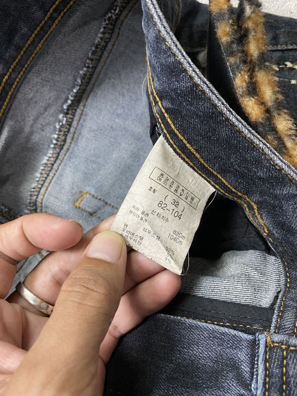 If Six Was Nine × Japanese Brand × Le Grande Bleu (L.G.B.) 2000s Toreh white stich flare jean Size US 33 - 4 Thumbnail