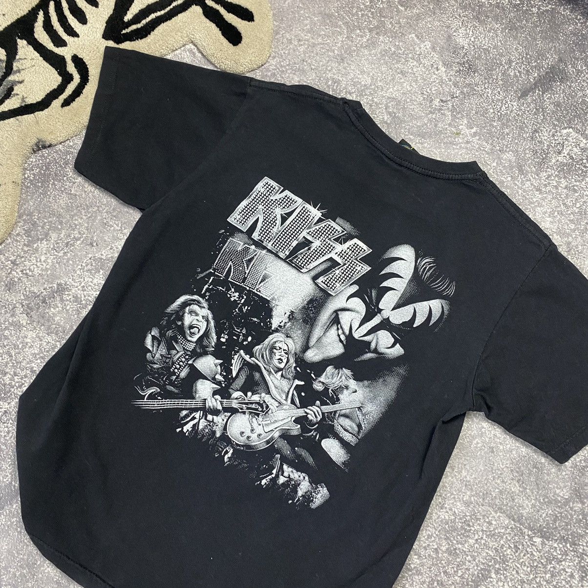Band Tees Vintage Kiss Big Overprinted Graphic Logo 90’s tee Size US L / EU 52-54 / 3 - 2 Thumbnail