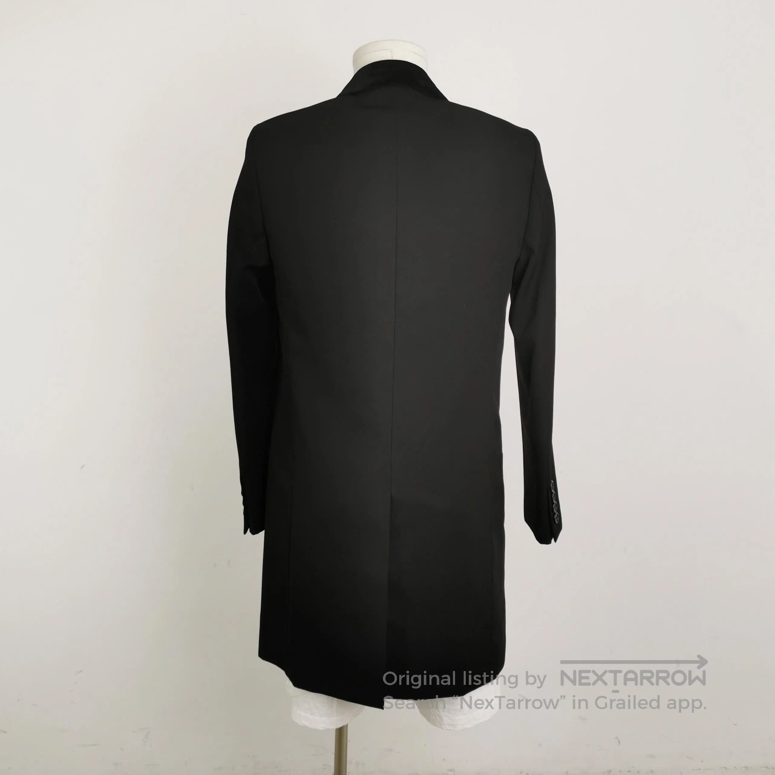 Saint Laurent Paris Saint Laurent Wool Solid Lapel Coat Size M. Size US M / EU 48-50 / 2 - 7 Thumbnail