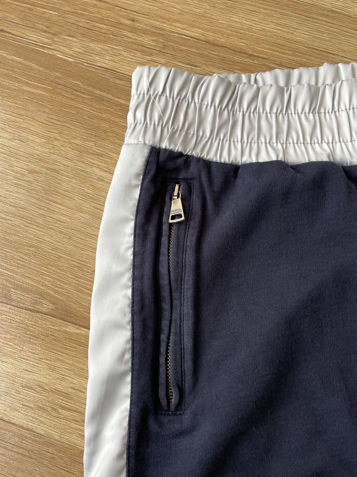 Dolce & Gabbana 90s Dolce Gabbana Stripped Sweatpants Retro Sportswear Y2K Size US 30 / EU 46 - 12 Thumbnail