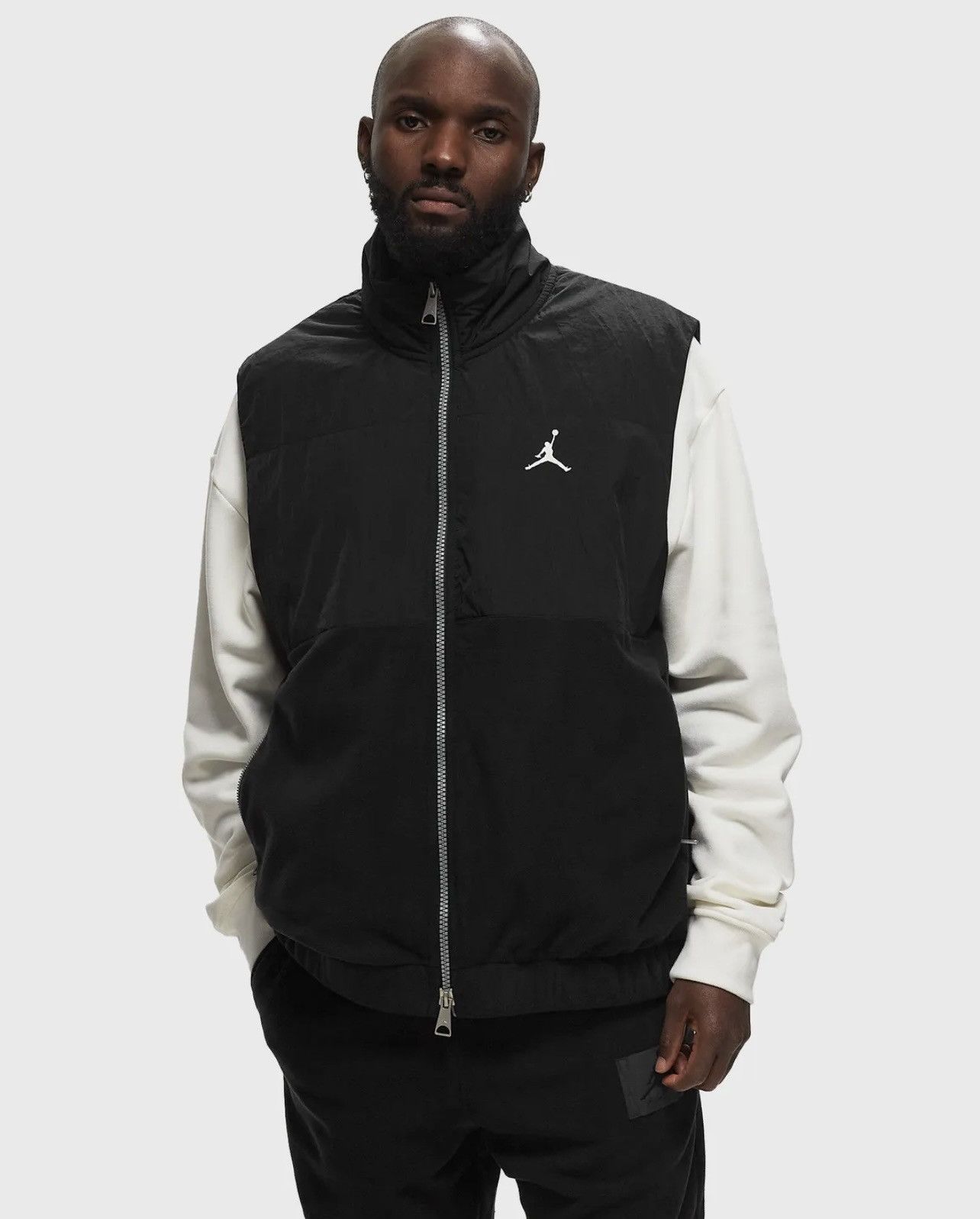 Jordan Brand Nike Air Jordan Essentials Winter Vest Black Size US M / EU 48-50 / 2 - 2 Thumbnail