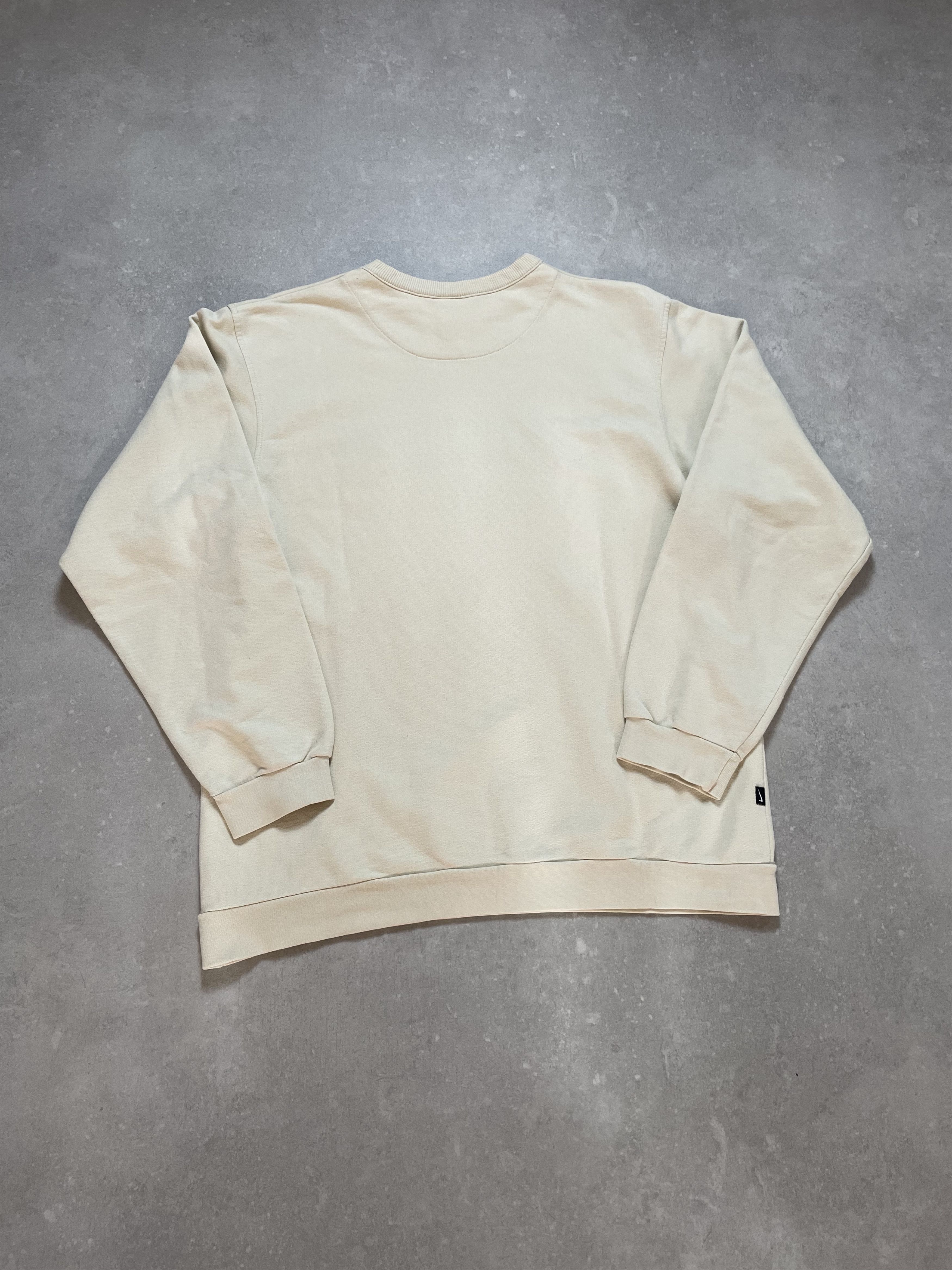 Nike Nike Vintage Sweatshirt / Streetwear Style Size US M / EU 48-50 / 2 - 3 Thumbnail