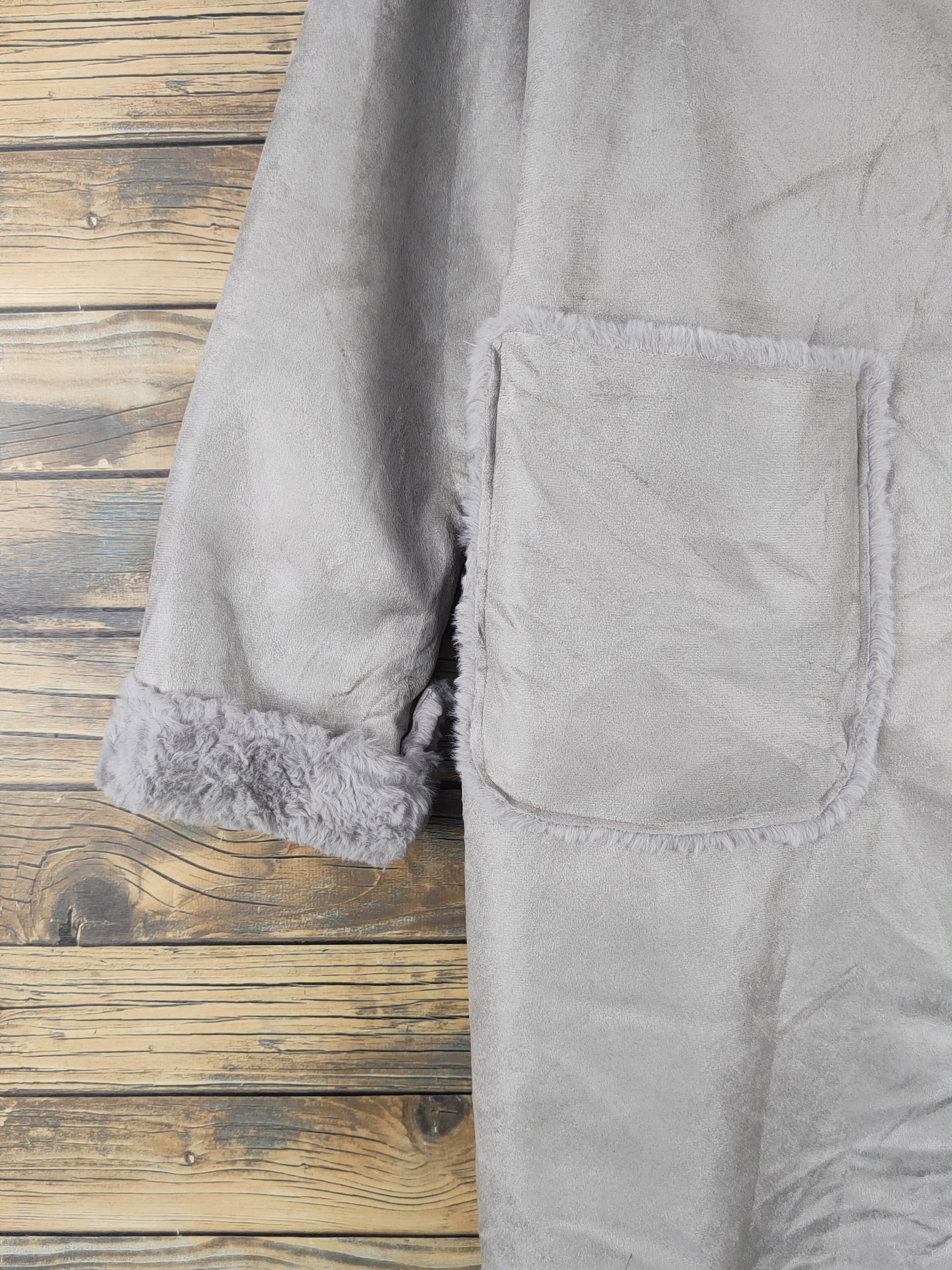 Japanese Brand × Vintage Vintage Design by Ray Cassin Silver Coats Size US M / EU 48-50 / 2 - 5 Thumbnail