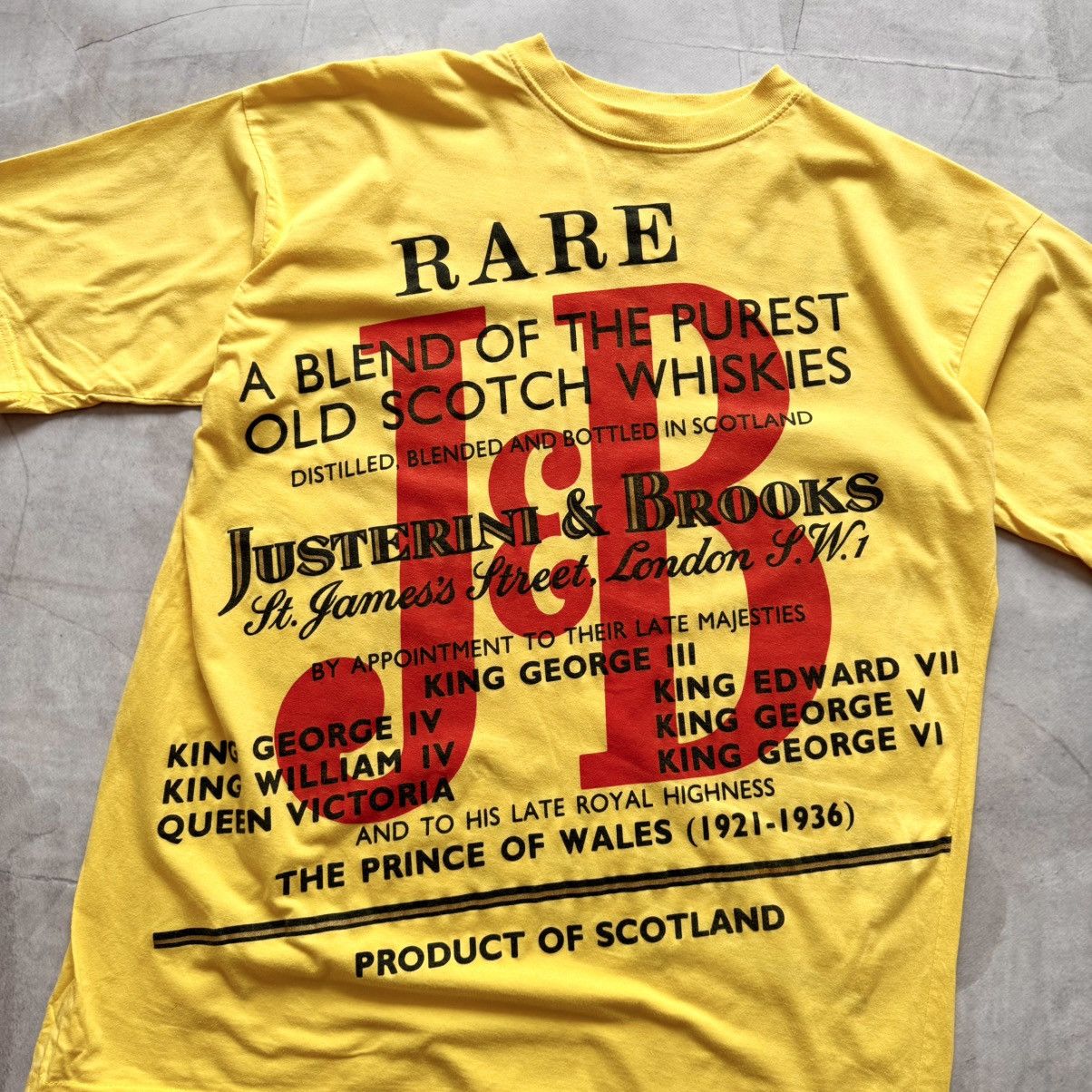 Vintage Vintage J&B Justerini & Brooks Whiskies Archive T-Shirt Tee Size US XL / EU 56 / 4 - 3 Thumbnail
