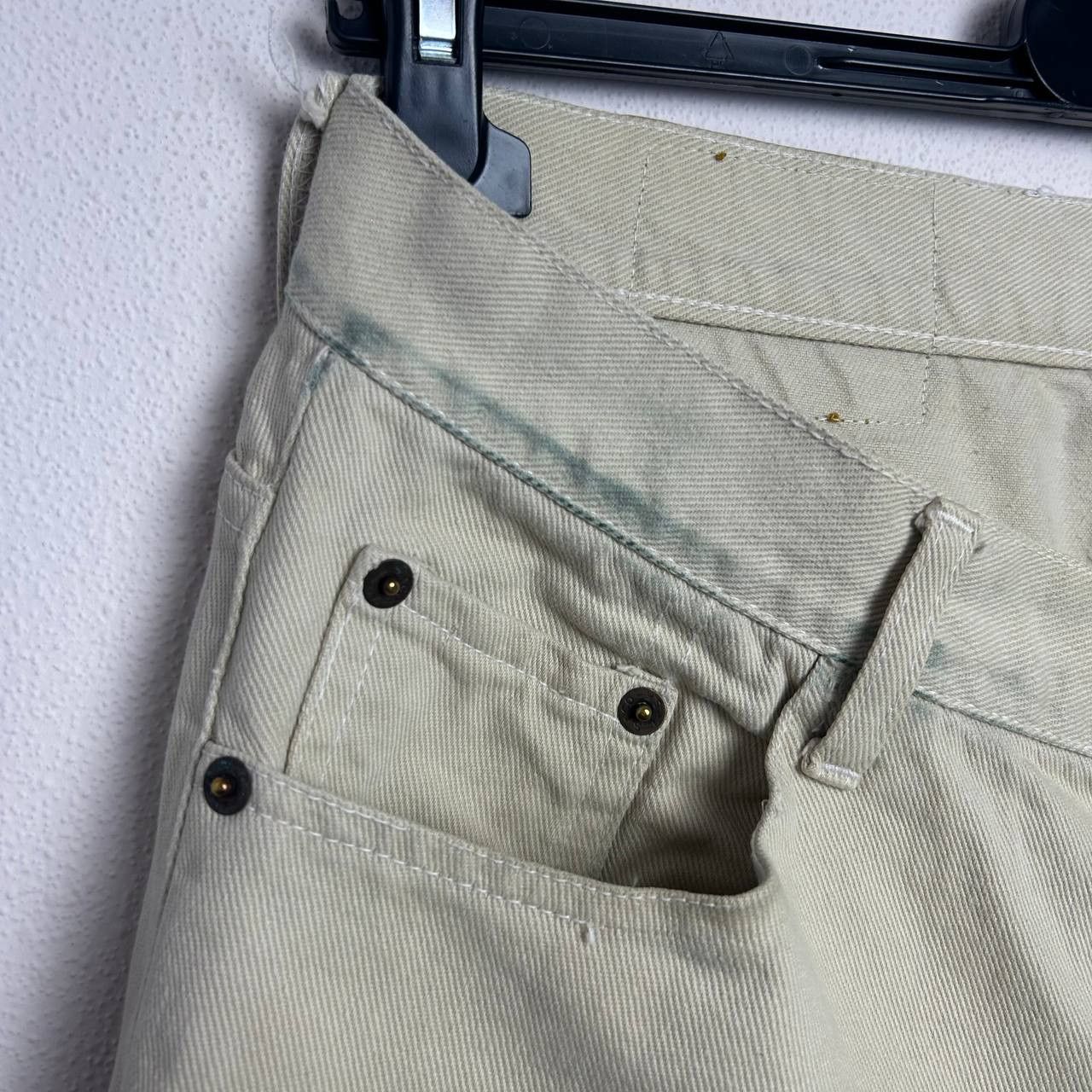 Levi's Vintage Clothing Vintage Levis 501xx Made In USA beige denim jeans Size US 34 / EU 50 - 10 Thumbnail