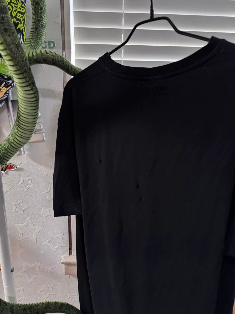 Vetements Vetements Bullseye bullet hole short-sleeved shirt Size US S / EU 44-46 / 1 - 5 Thumbnail