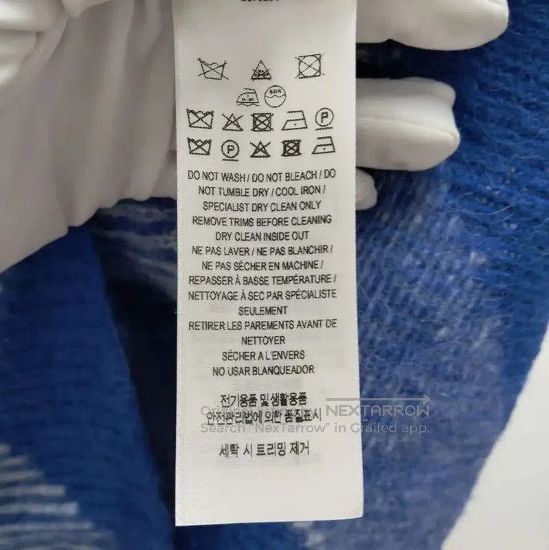 Burberry Burberry Women's Blue Wool Long Sleeve Sweater. Size L / US 10 / IT 46 - 6 Thumbnail
