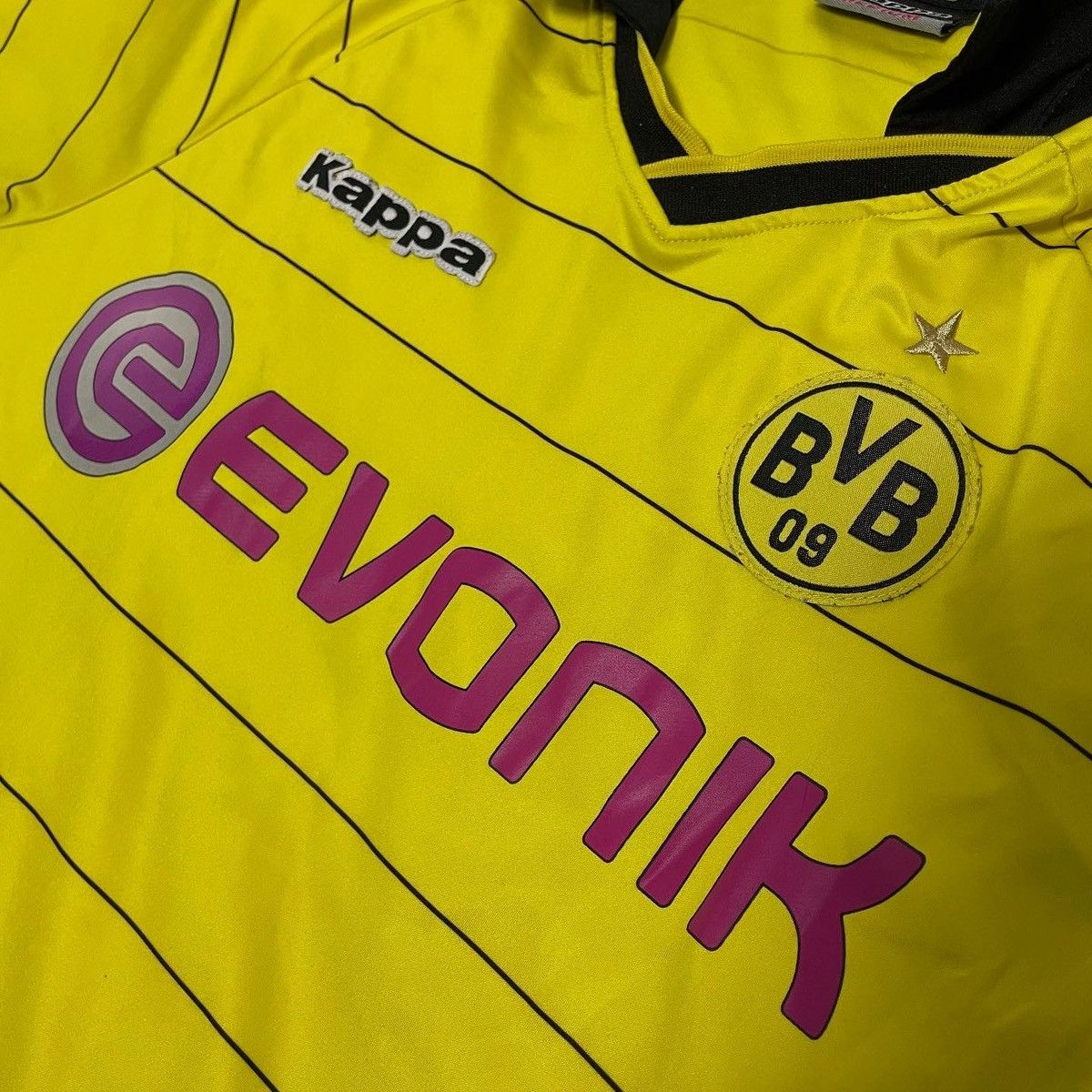 Kappa Kappa BVB #23 Kagawa Borussia Dortmund 2010/11 Home Jersey Size US M / EU 48-50 / 2 - 4 Thumbnail