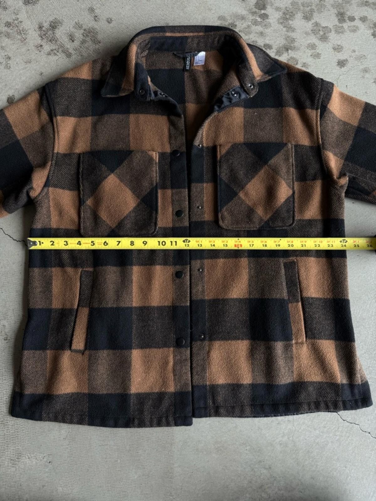 H&M H&M / Oversized Buffalo Plaid Shacket Jacket / Brown Black Size S / US 4 / IT 40 - 10 Thumbnail