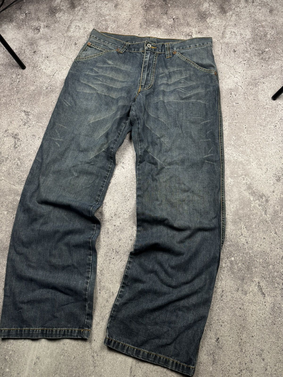 Japanese Brand Vintage Flared Jeans Baggy Wide Japanese Y2K Avant Garde Size US 34 / EU 50 - 3 Thumbnail