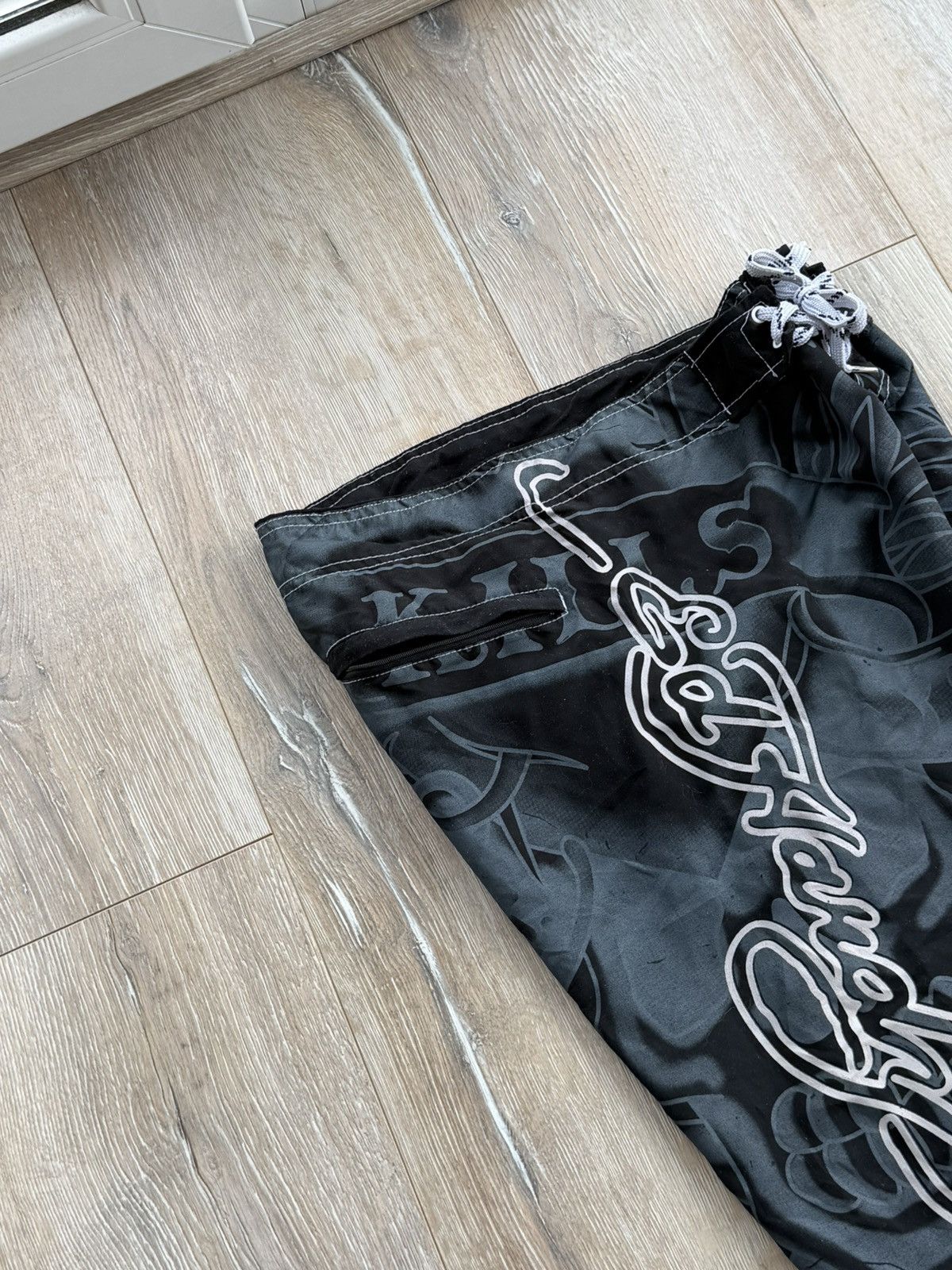 Christian Audigier Rare ED HARDY Swimming Shorts Fullprint Skulls Love Kills Size US 30 / EU 46 - 10 Thumbnail