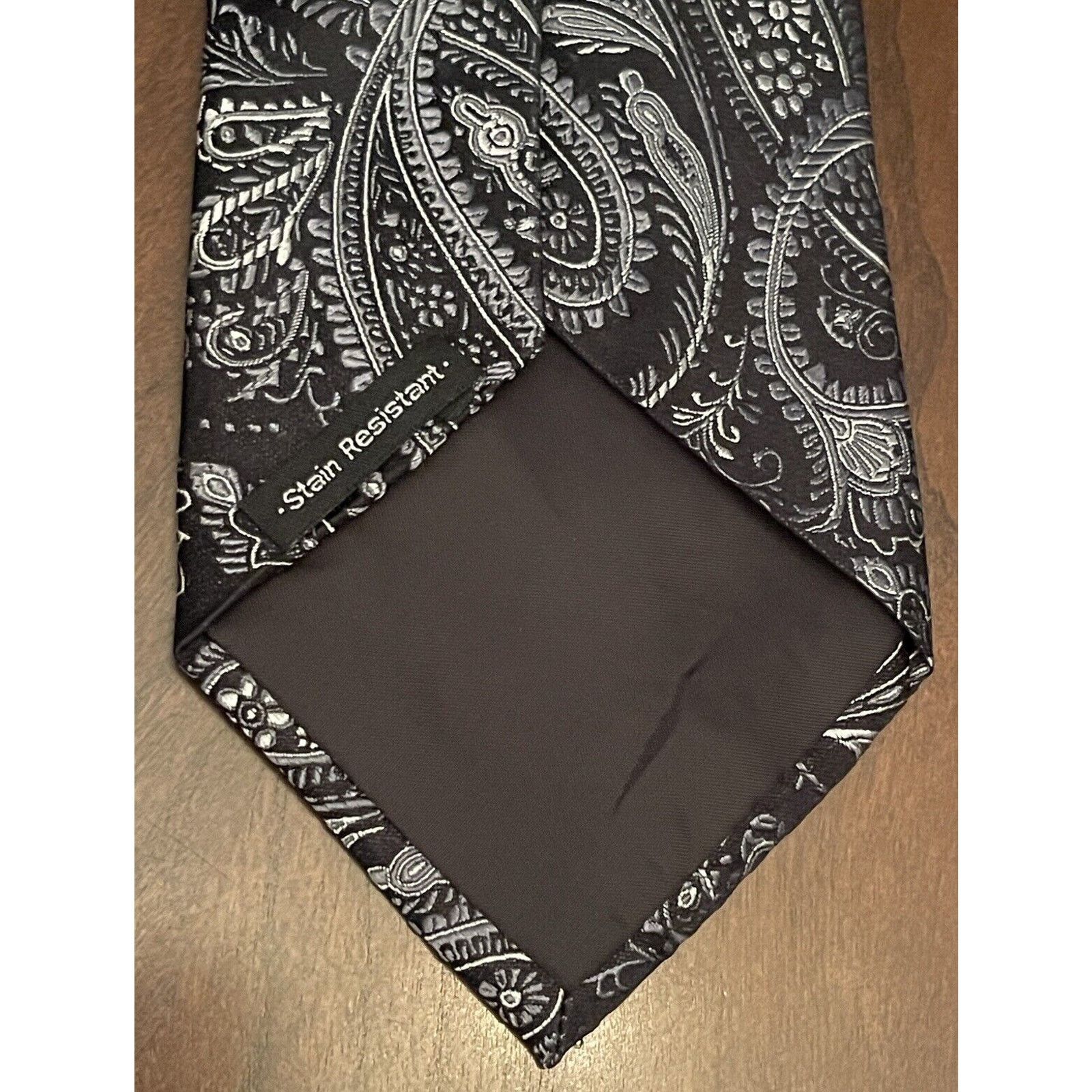 Croft & Barrow Croft & Barrow Black Gray Hand Made 100% Silk Made In China Size ONE SIZE - 2 Thumbnail