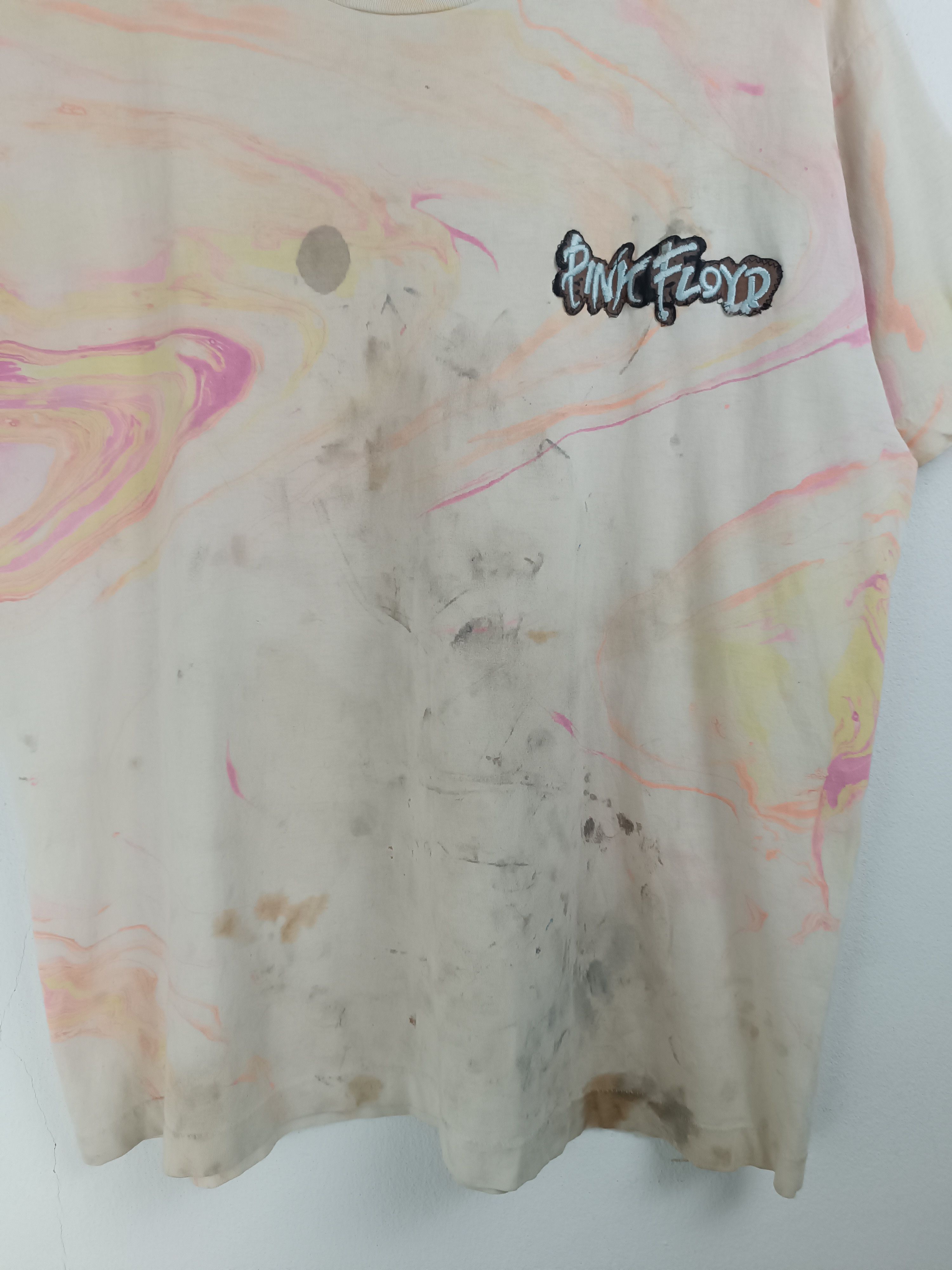 Vintage THRASHED FADED VINTAGE 80'S PINK FLOYD PATCHES RARE TEE Size US XL / EU 56 / 4 - 7 Thumbnail