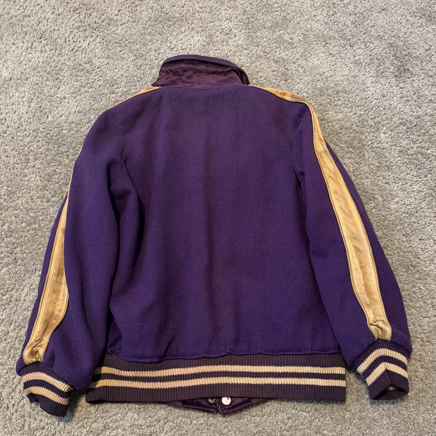 Vintage VINTAGE Wildcats “W” Purple Gold Reversible Wool Satin Varsity Letter Jacket L Mens Size US L / EU 52-54 / 3 - 4 Thumbnail