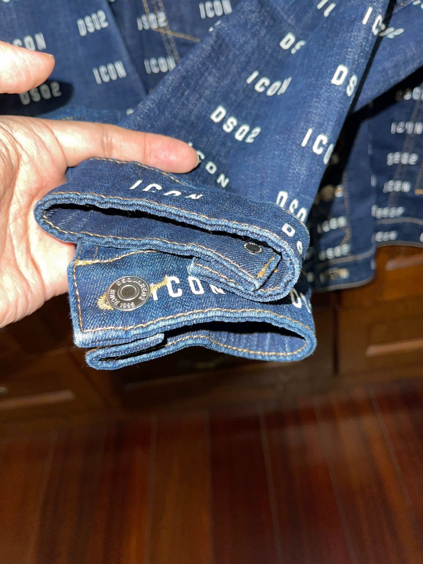Dsquared2 Dsquared2 D2 All Over Logo Denim Jacket S Size Size US S / EU 44-46 / 1 - 6 Thumbnail