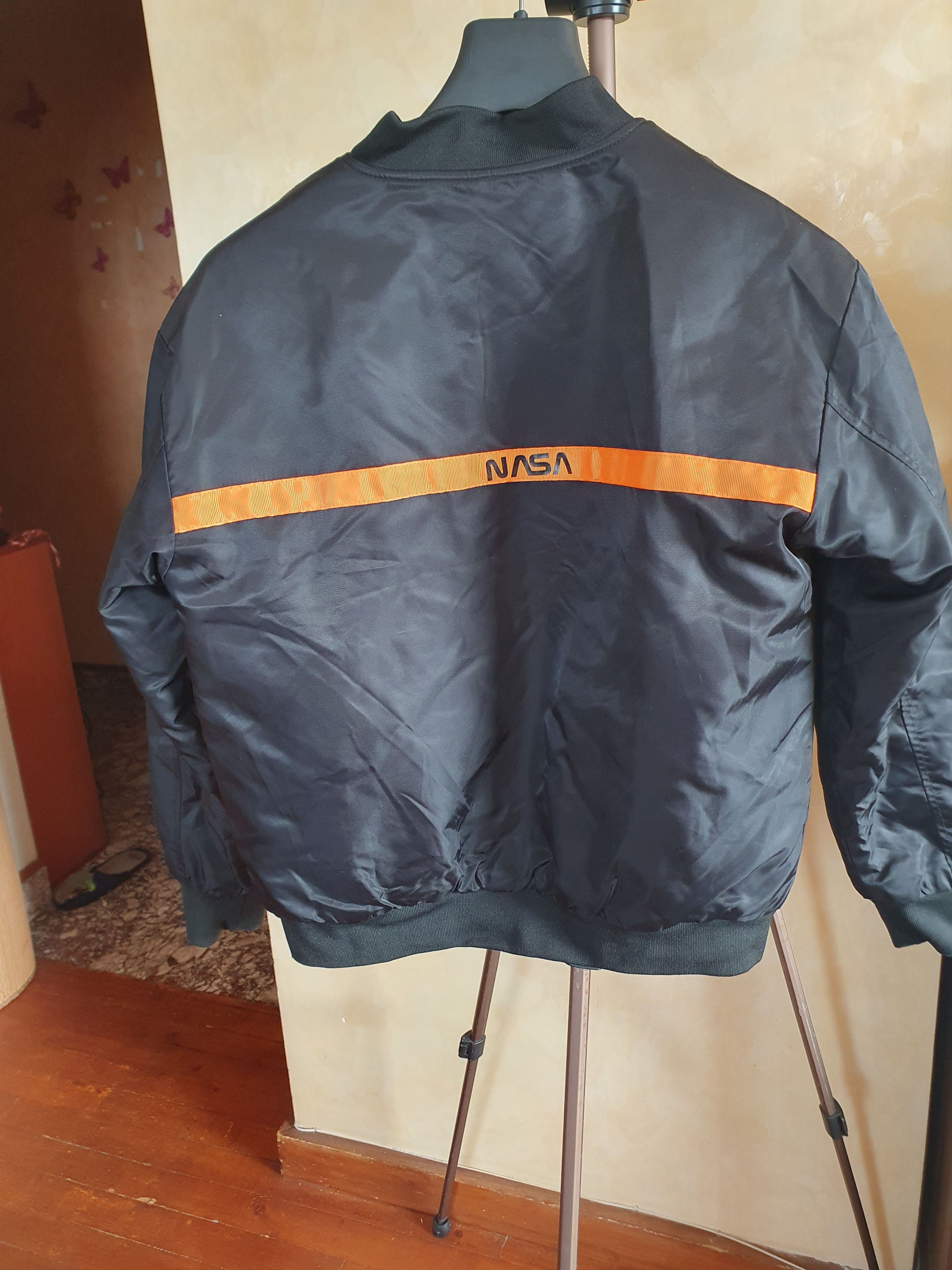NASA Asstseries Nasa Bomber Jacket Space Aeronautics USFlag Size US S / EU 44-46 / 1 - 3 Thumbnail