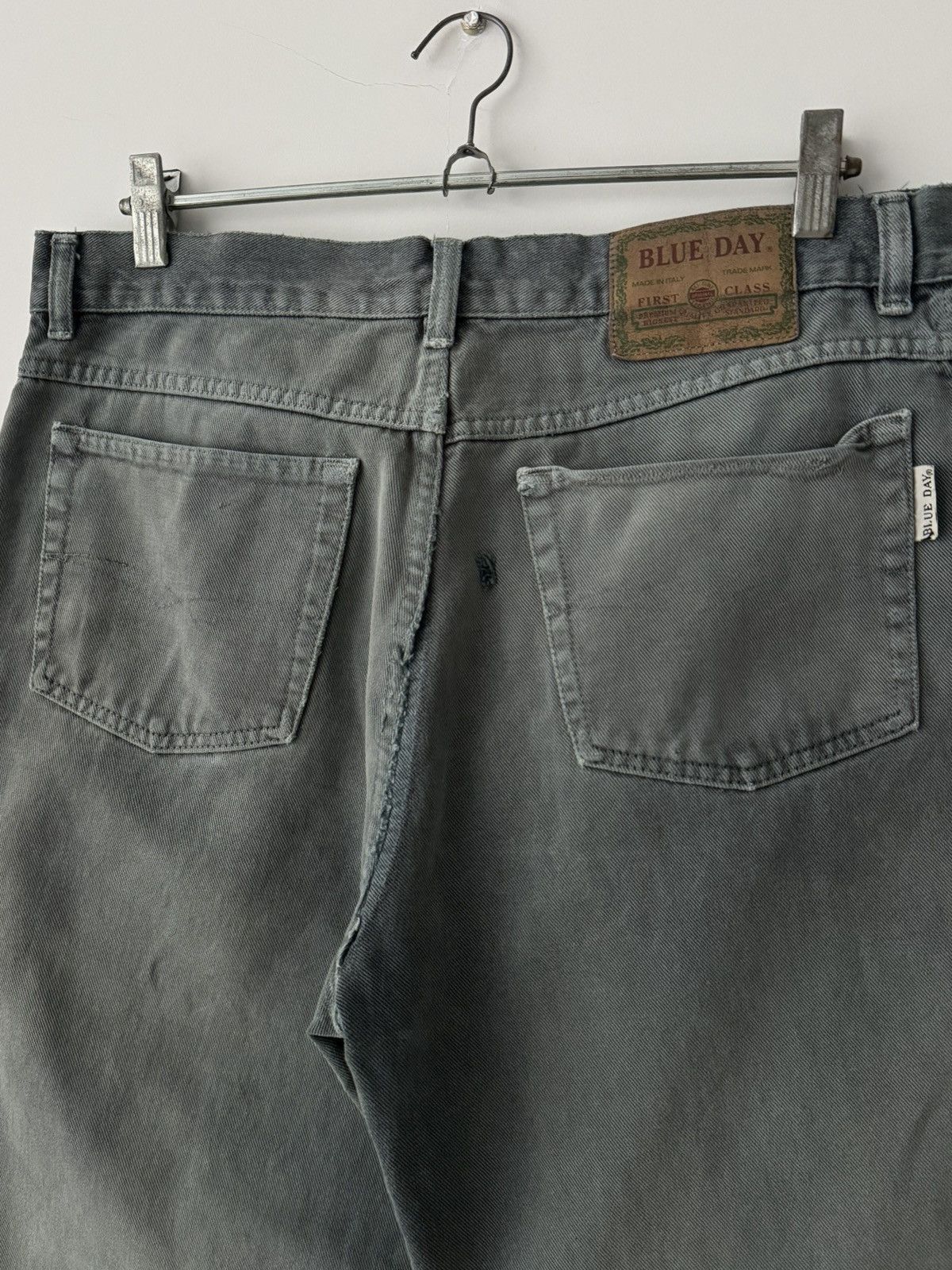 Vintage Vintage 90s Loose Fit Distressed Faded Green Jeans Pants Size US 34 / EU 50 - 8 Thumbnail