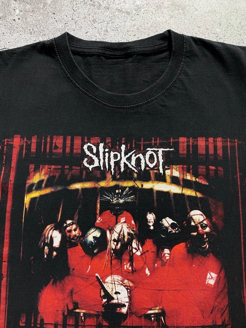 Band Tees VINTAGE 00s SLIPKNOT SELF TITLED ALBUM NU METAL BAND TEE Size US S / EU 44-46 / 1 - 4 Thumbnail