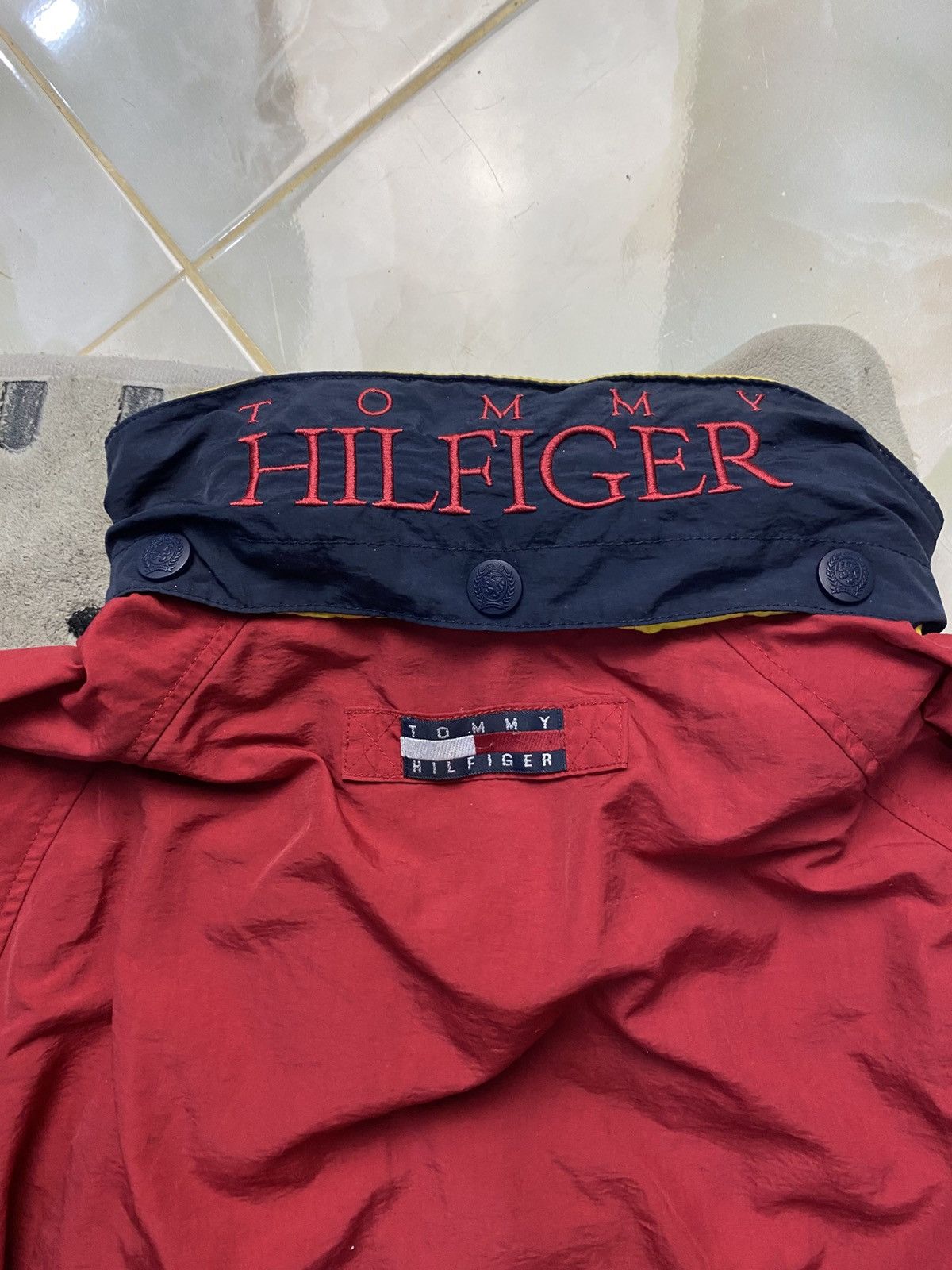 Tommy Hilfiger Vintage 90’s Tommy Hilfiger Full Zip Light Jacket block Size US L / EU 52-54 / 3 - 23 Thumbnail