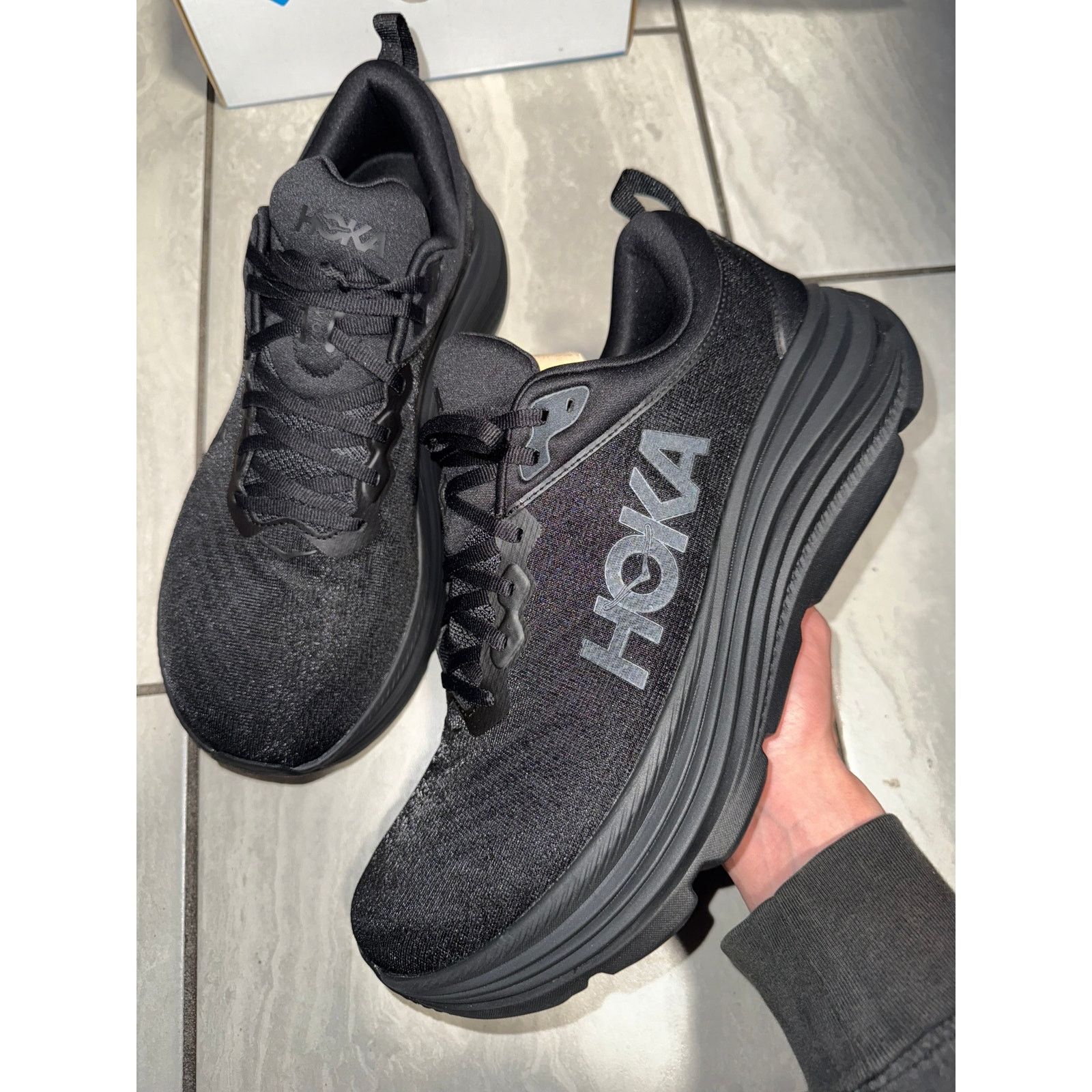 Hoka Hoka Gaviota 5 2E Wide Triple Black 7M/ 8.5W Size US 7 / EU 40 - 1 Thumbnail