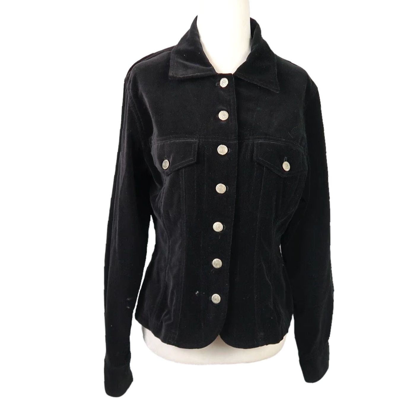 Jones New York VINTAGE Jones New York Country black velvet jacket 6 90s Women Button Front Short Length Cotton Solid Long Sleeve Fall Spring Casual Mens? Womens? 90s Size M / US 6-8 / IT 42-44 - 2 Thumbnail