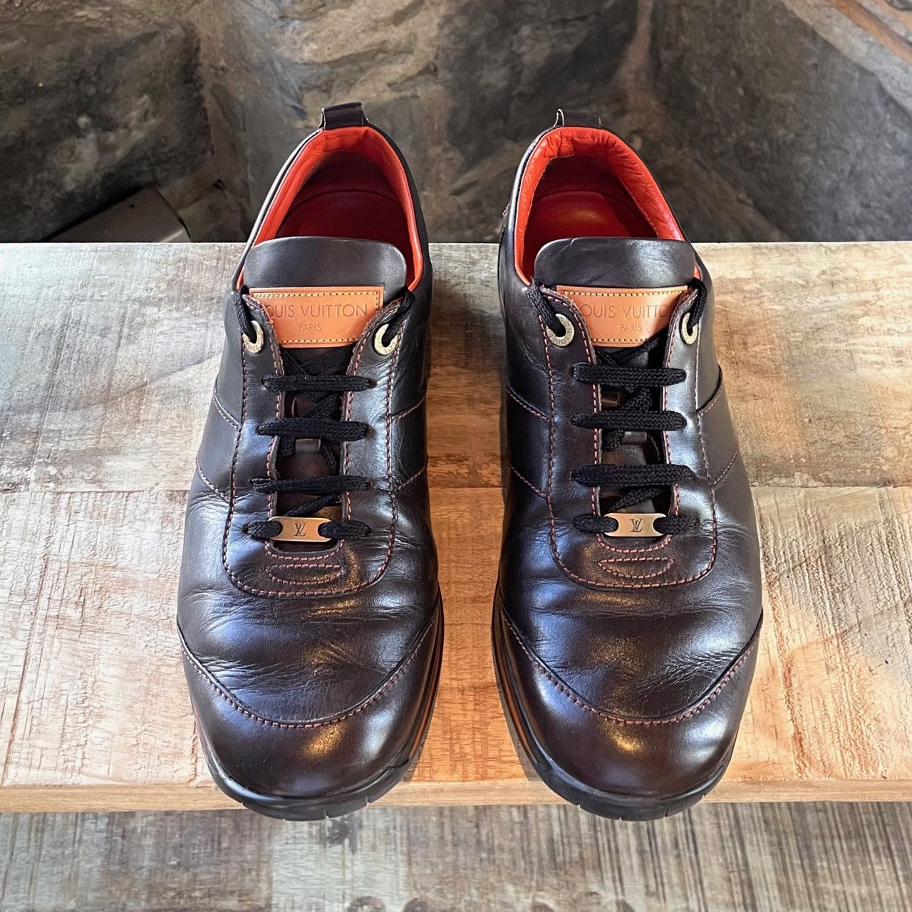 Louis Vuitton Louis Vuitton Chocolate Brown Leather Low-top Sneakers Size US 8 / EU 41 - 2 Thumbnail