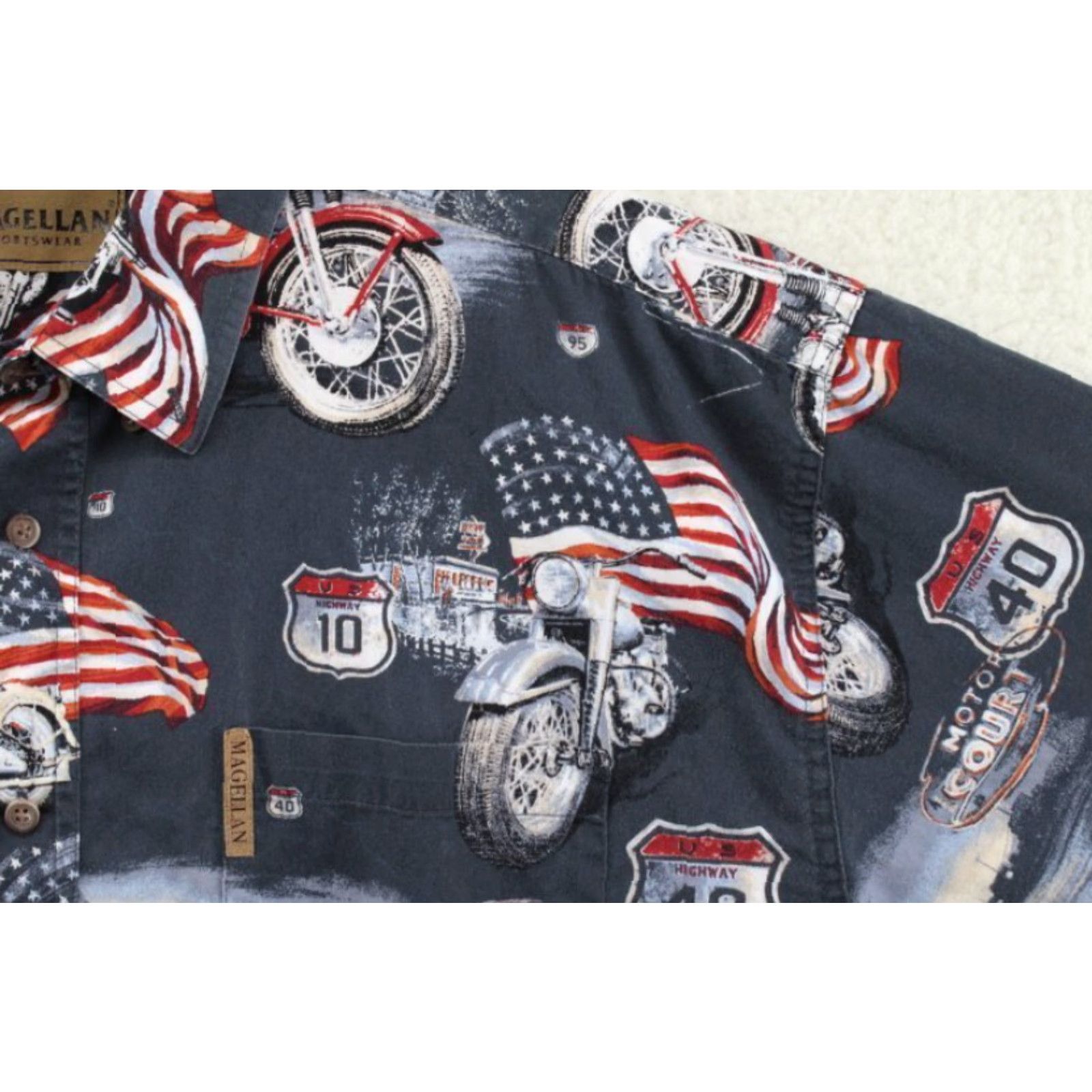 Vintage VINTAGE Magellan Shirt Men’s 2XL Blue Patriotic Motorcycle Interstate Button-Up Short Sleeve Classic Casual Patriotic Men’s Blue 2XL Size US XXL / EU 58 / 5 - 3 Thumbnail