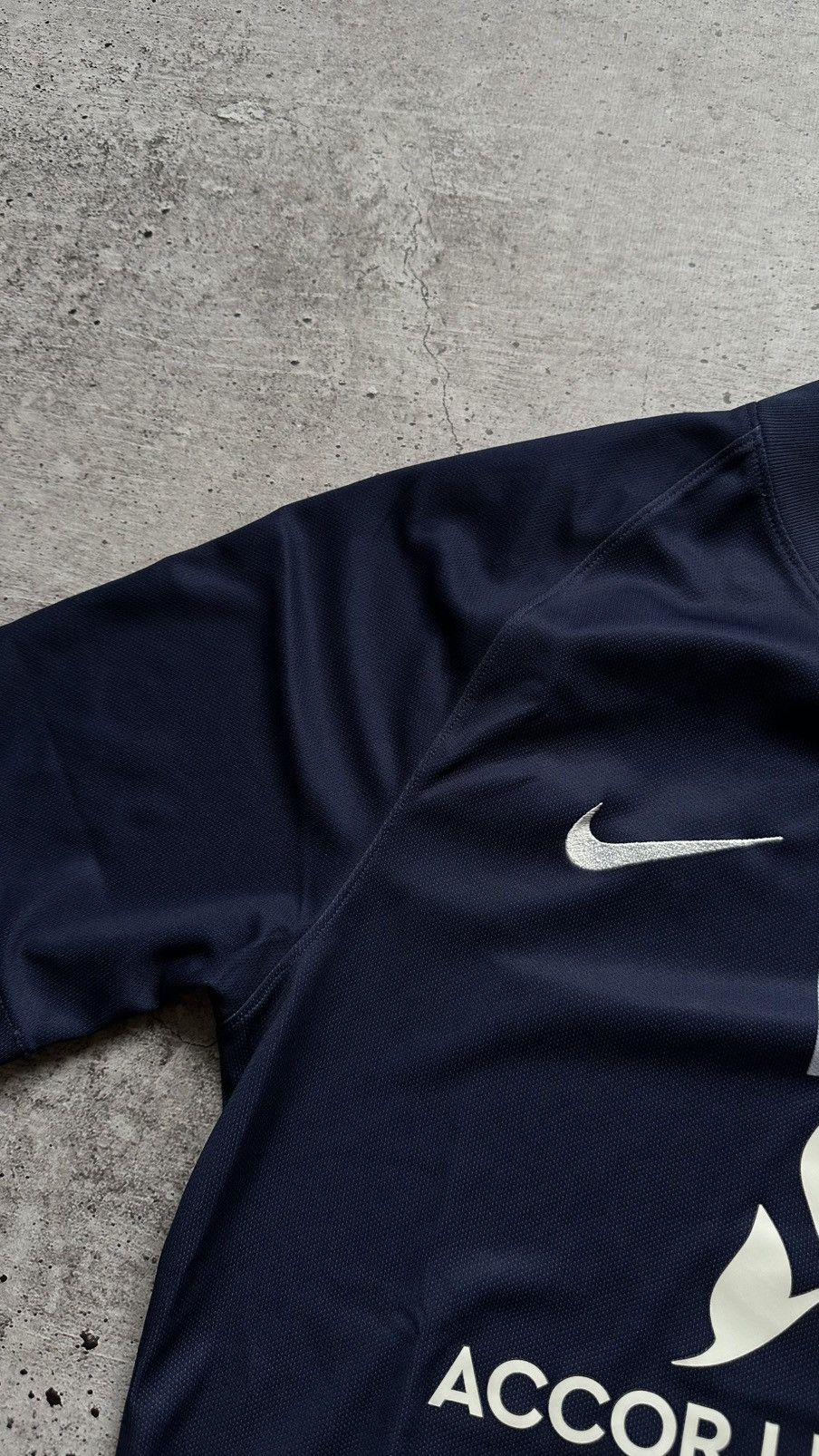 Nike 2019/20 Nike Paris Saint Germain PSG Soccer Jersey Size US M / EU 48-50 / 2 - 11 Thumbnail