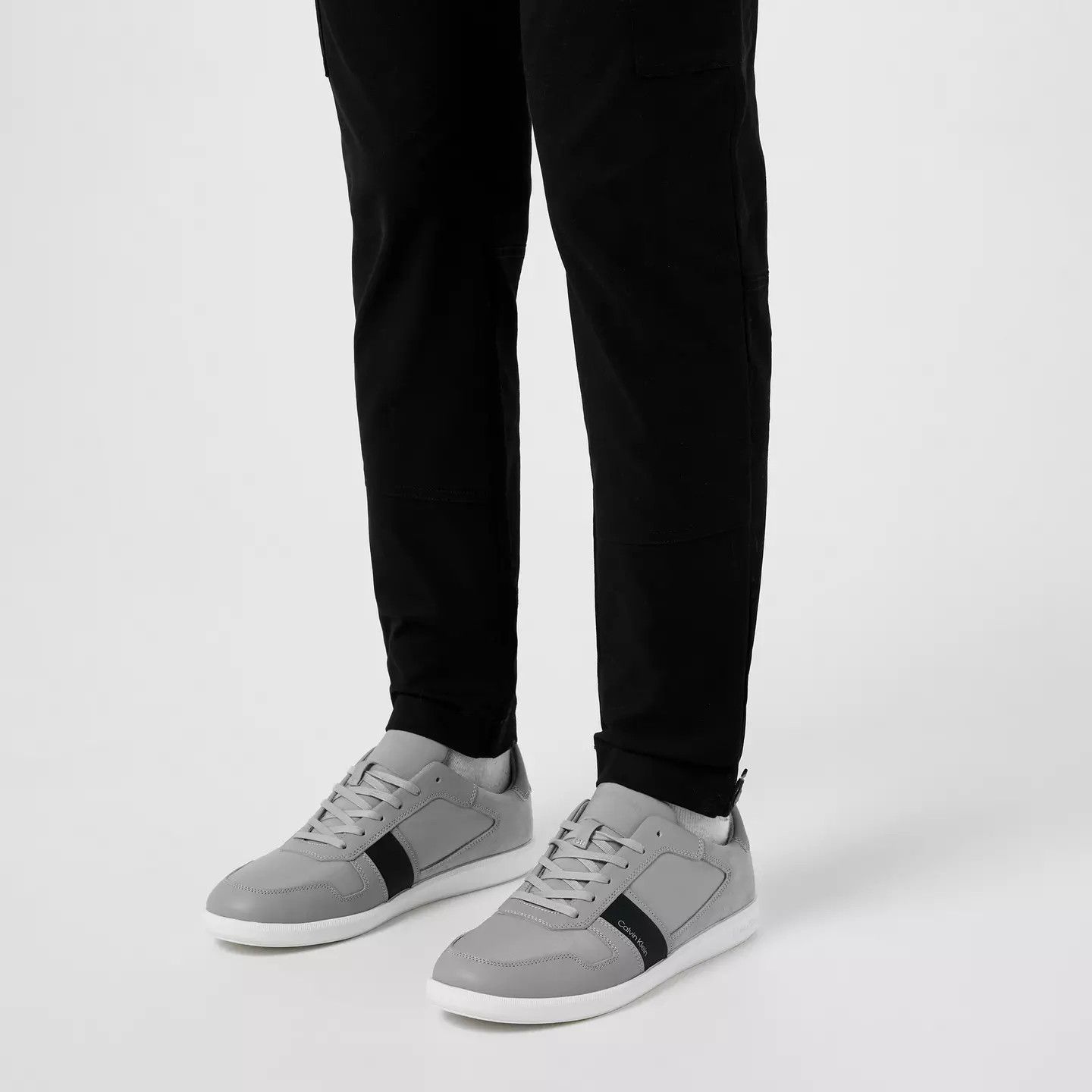Calvin Klein o1g2r1mq0426 Lace Up Trainers in Grey Size US 8 / EU 41 - 2 Thumbnail